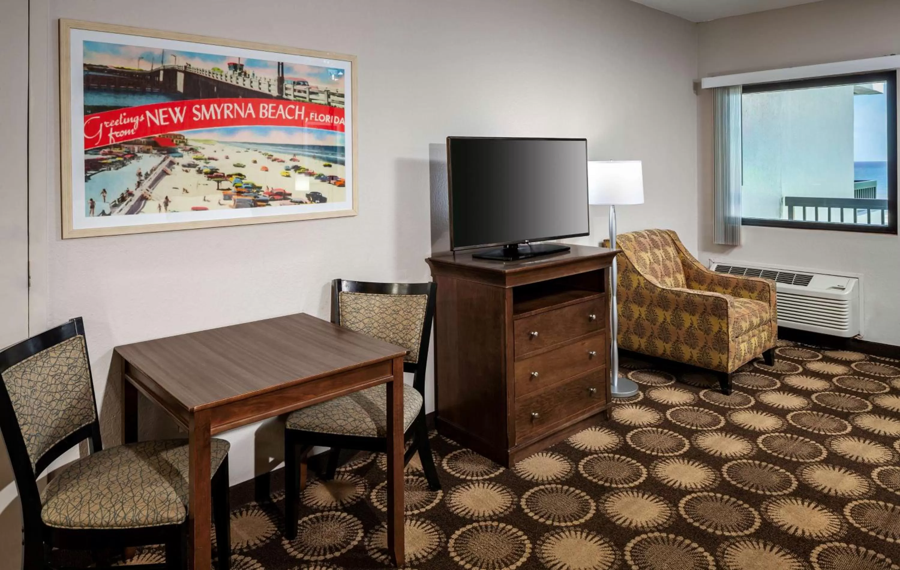 Bedroom in Best Western New Smyrna Beach Hotel & Suites