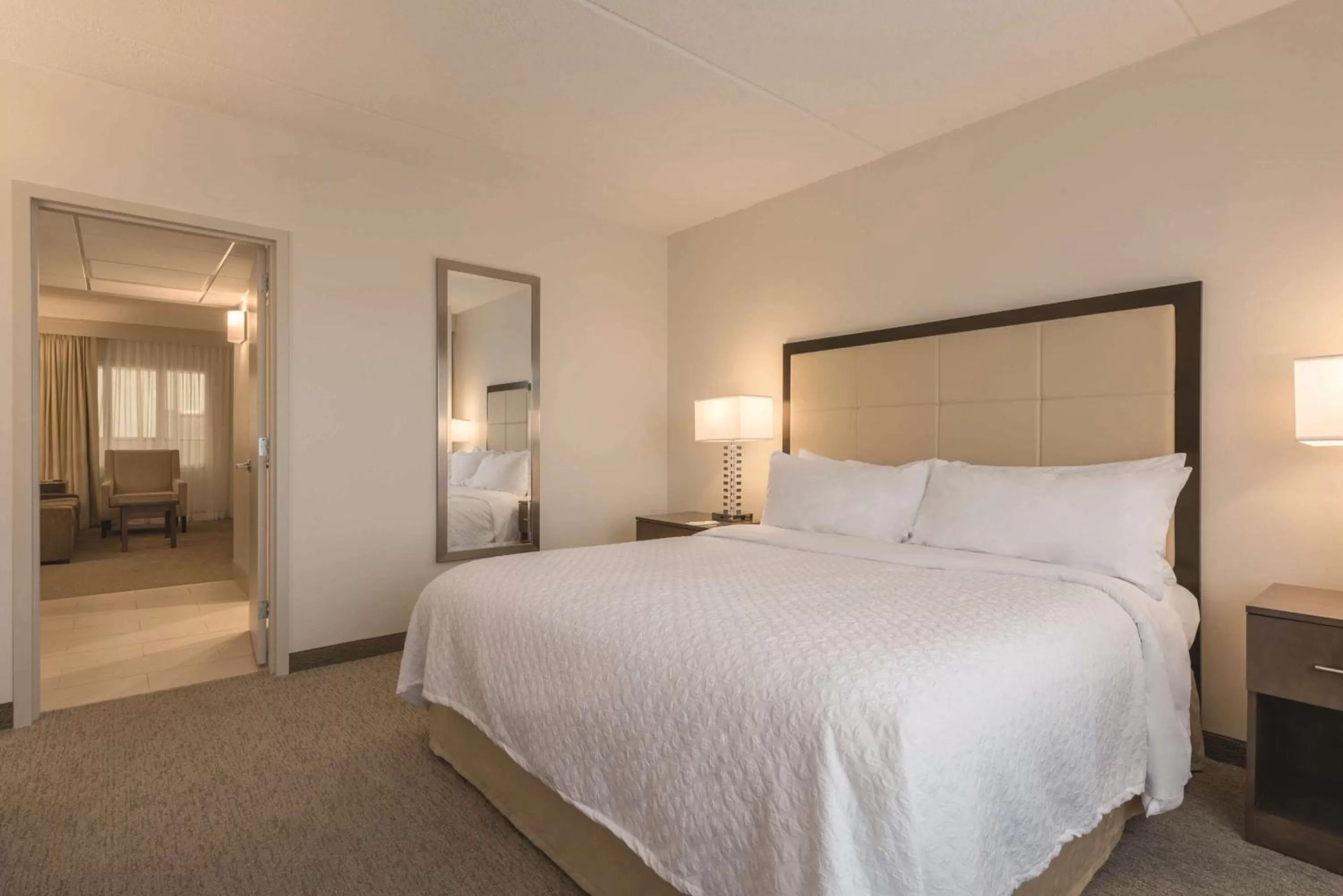 Bed in Embassy Suites by Hilton Milwaukee Brookfield