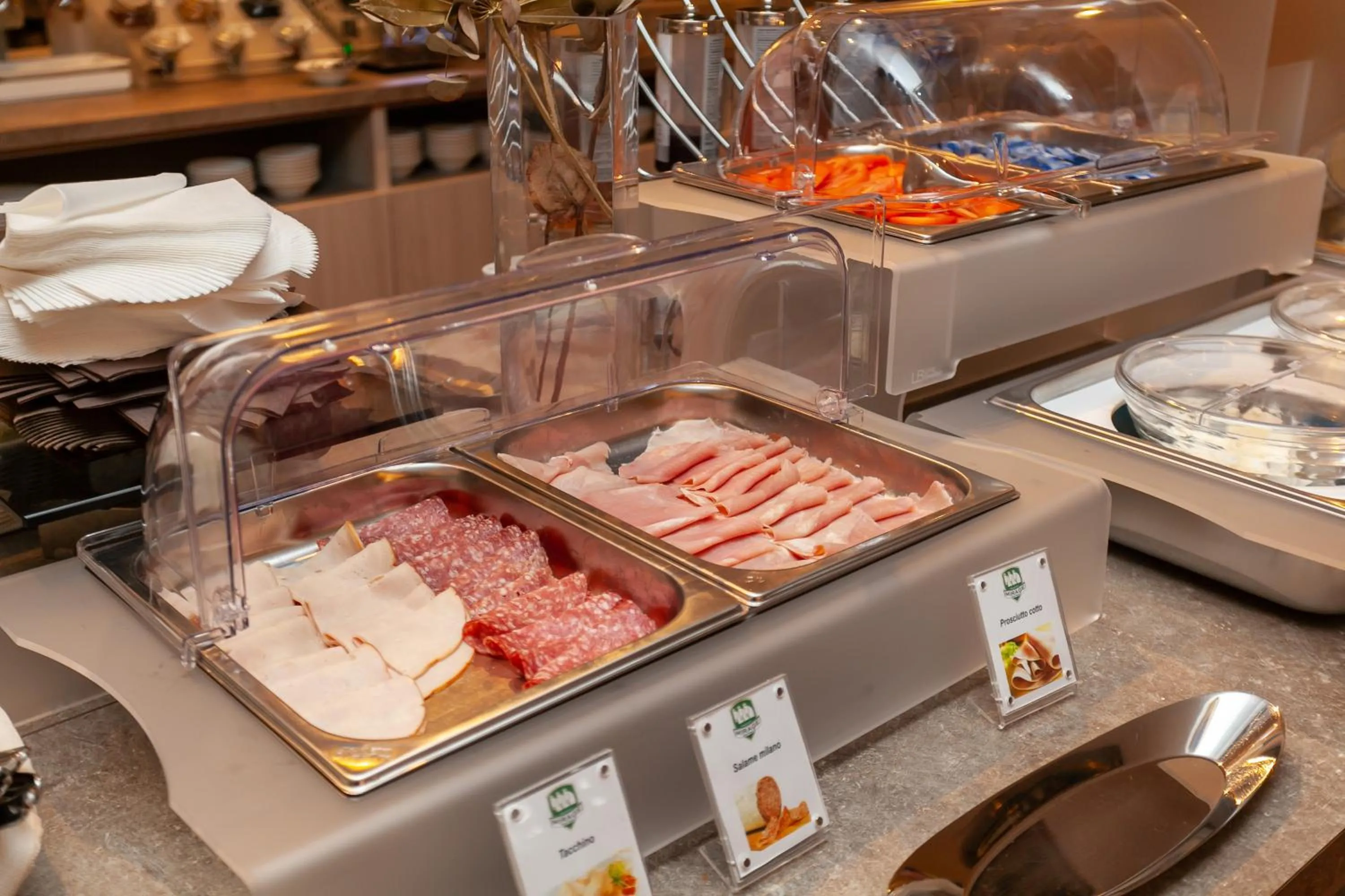 Breakfast in Hotel Mirage Sure Hotel Collection by Best Western