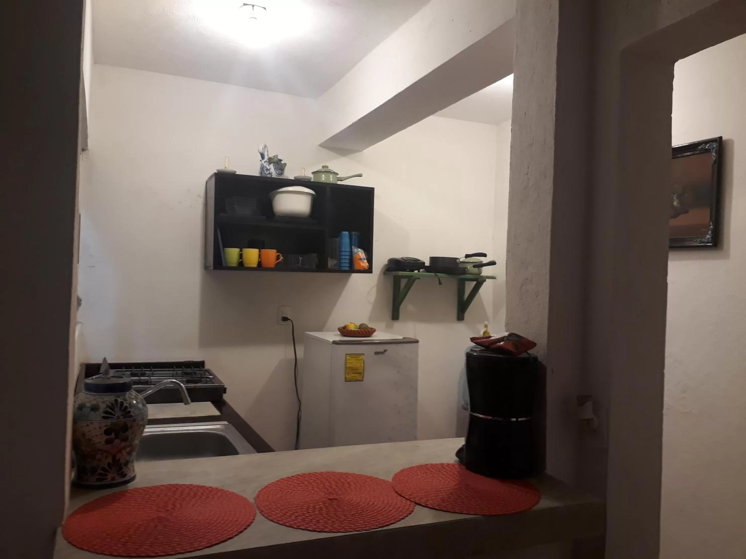 TV/Entertainment Center in Bea rooms and studios