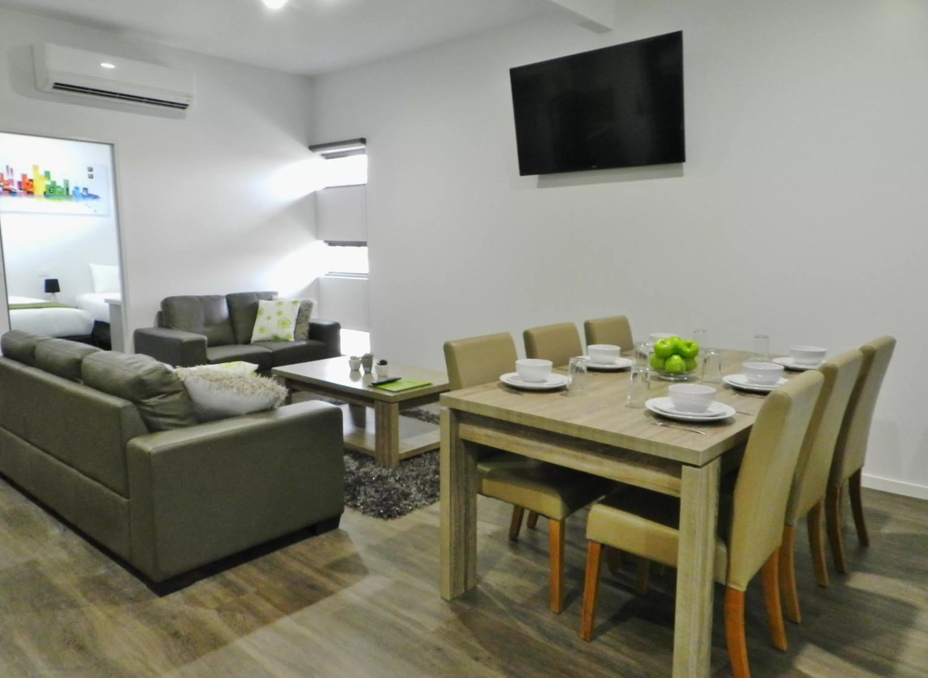 TV/Entertainment Center in Motel 24