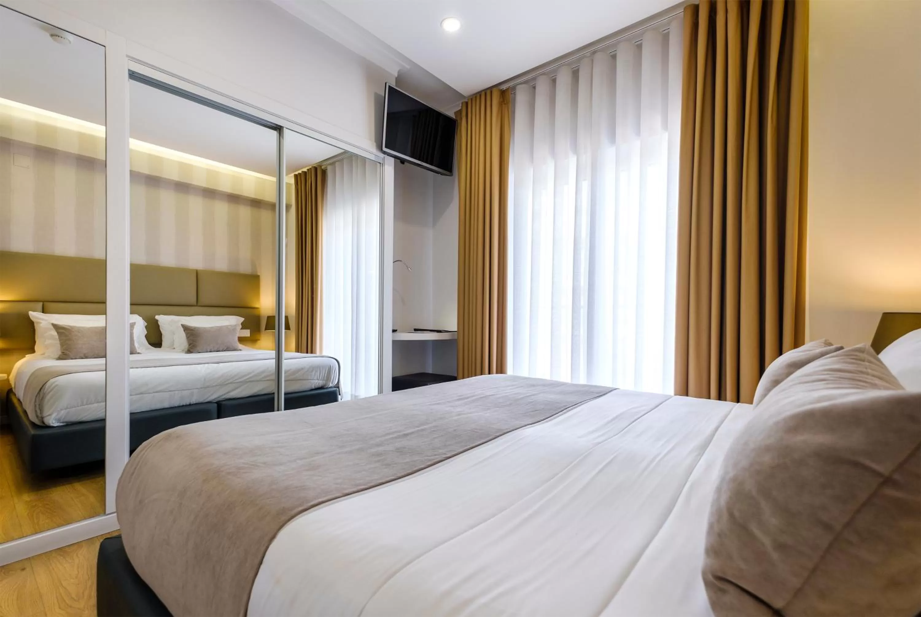 Photo of the whole room, Bed in Hotel Rosa Mística by Umbral