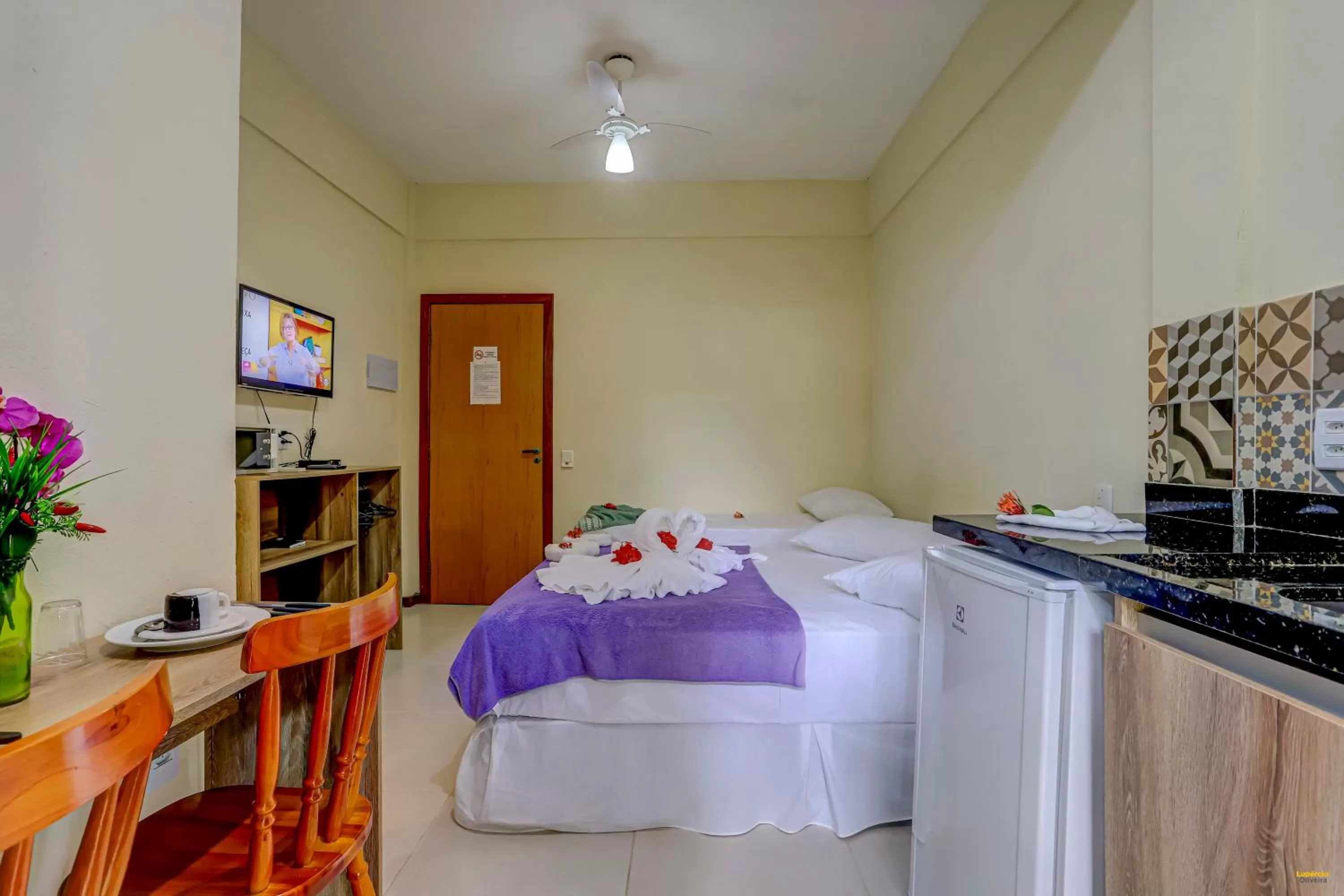 Photo of the whole room in i9 Quixaba Flat