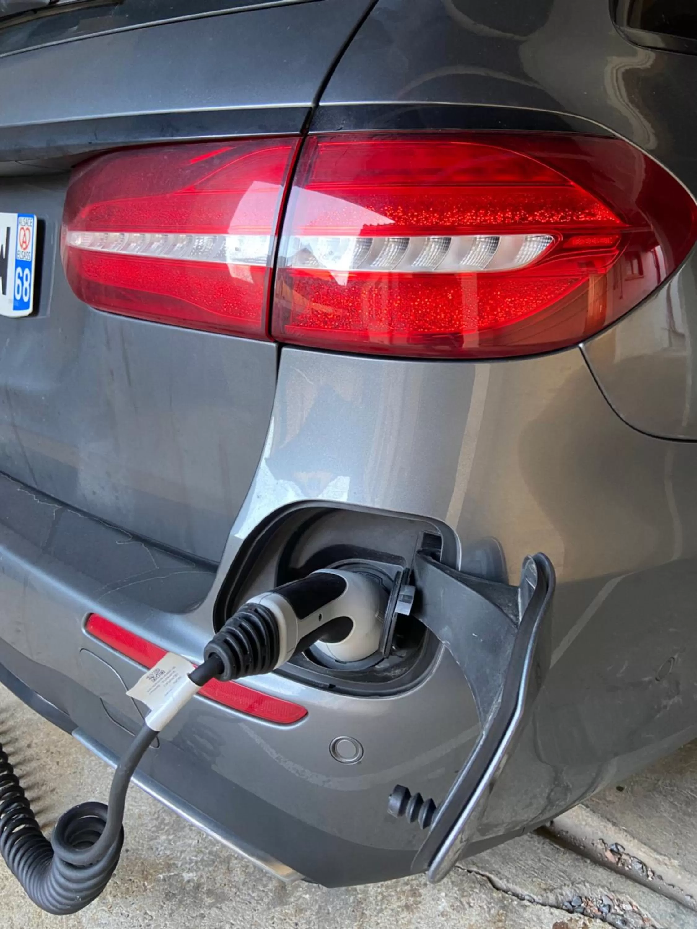 Parking in Hotel Colmar Vignes Eguisheim