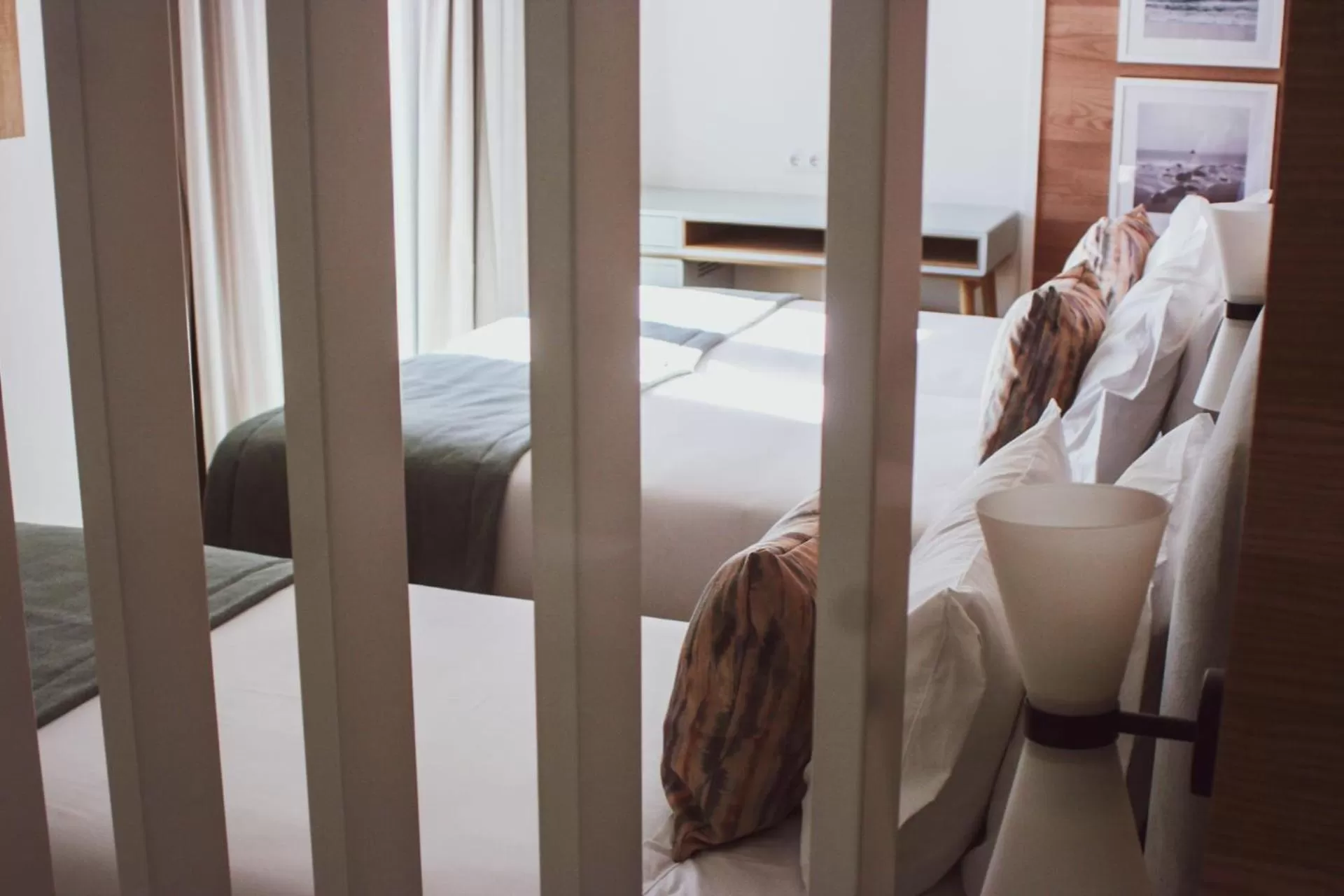 Decorative detail, Bed in Cascais City & Beach Hotel