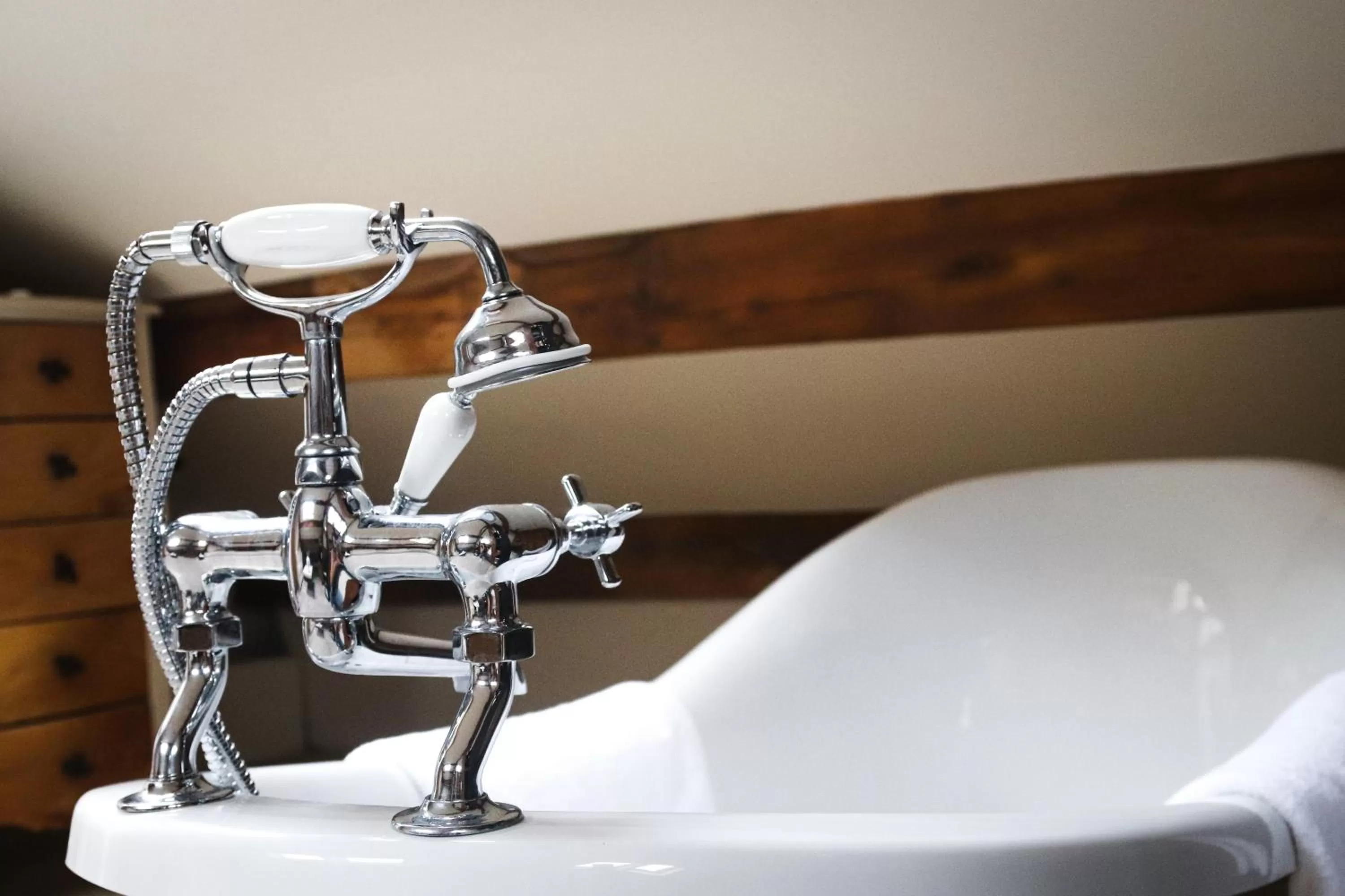 Bathroom in The Weavers Shed