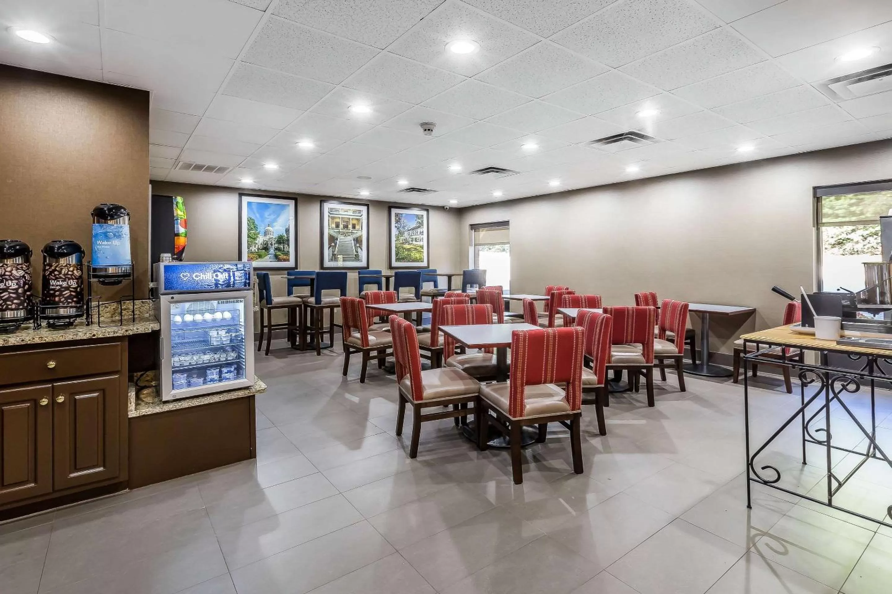 Restaurant/places to eat in Comfort Inn & Suites Dalton West