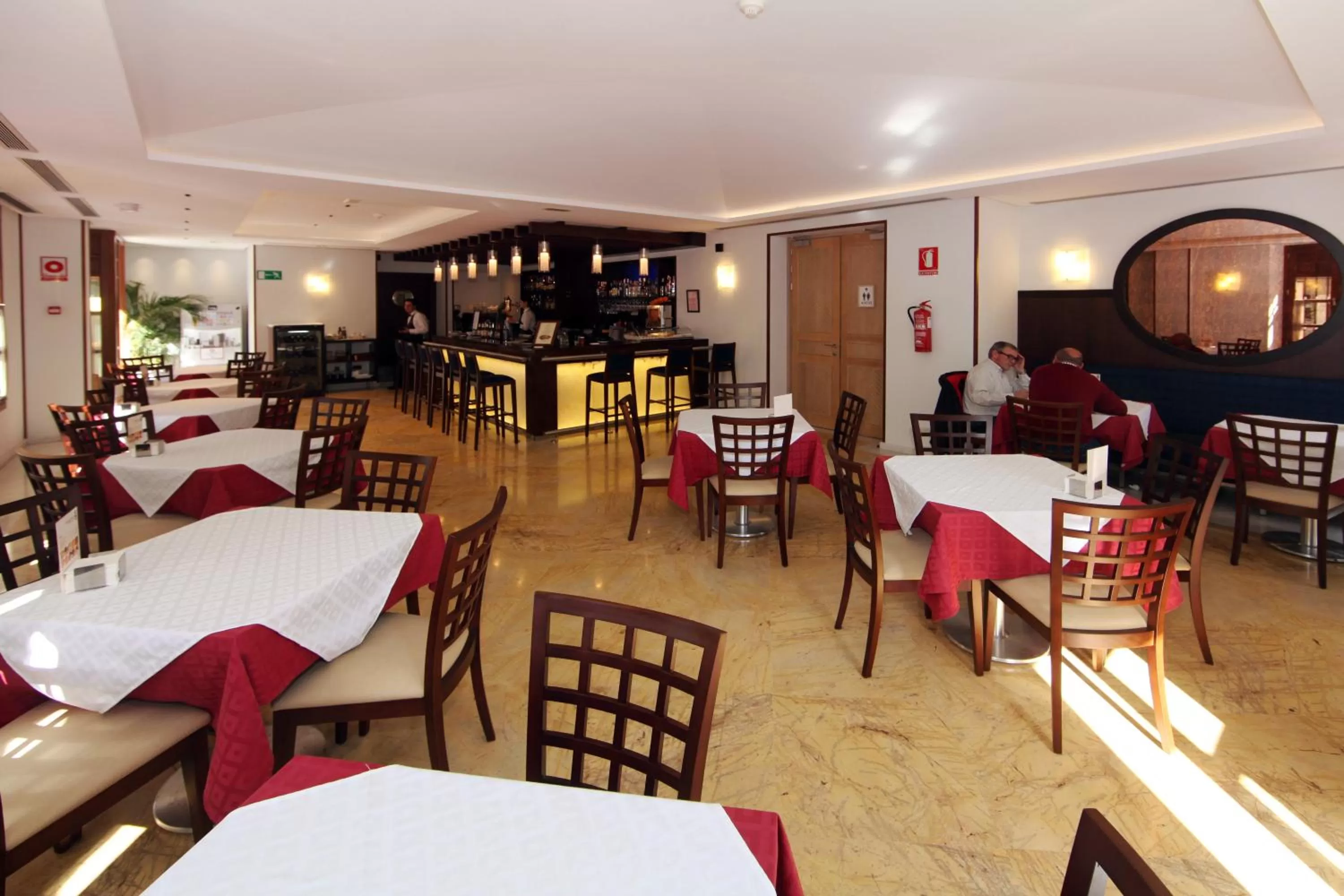 People in Casa Consistorial