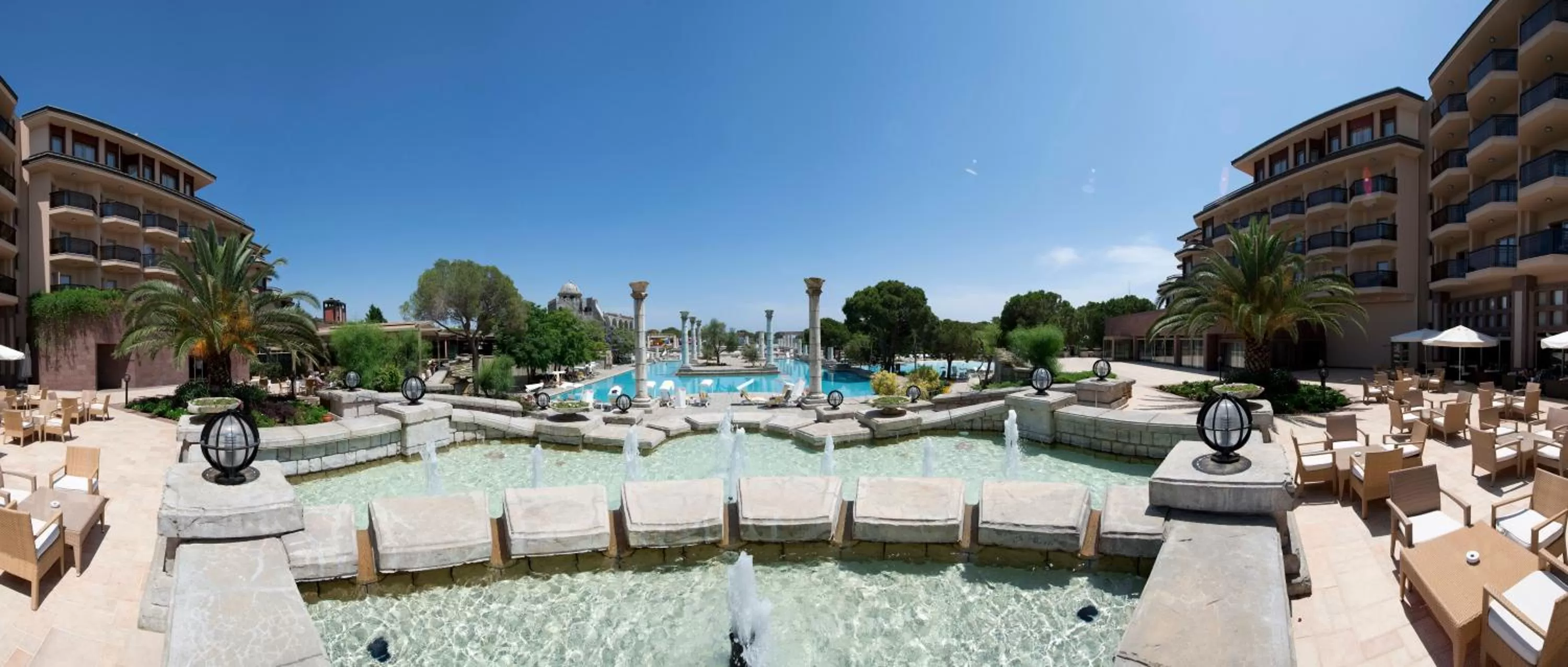 Swimming pool in Xanadu Resort - High Class All Inclusive