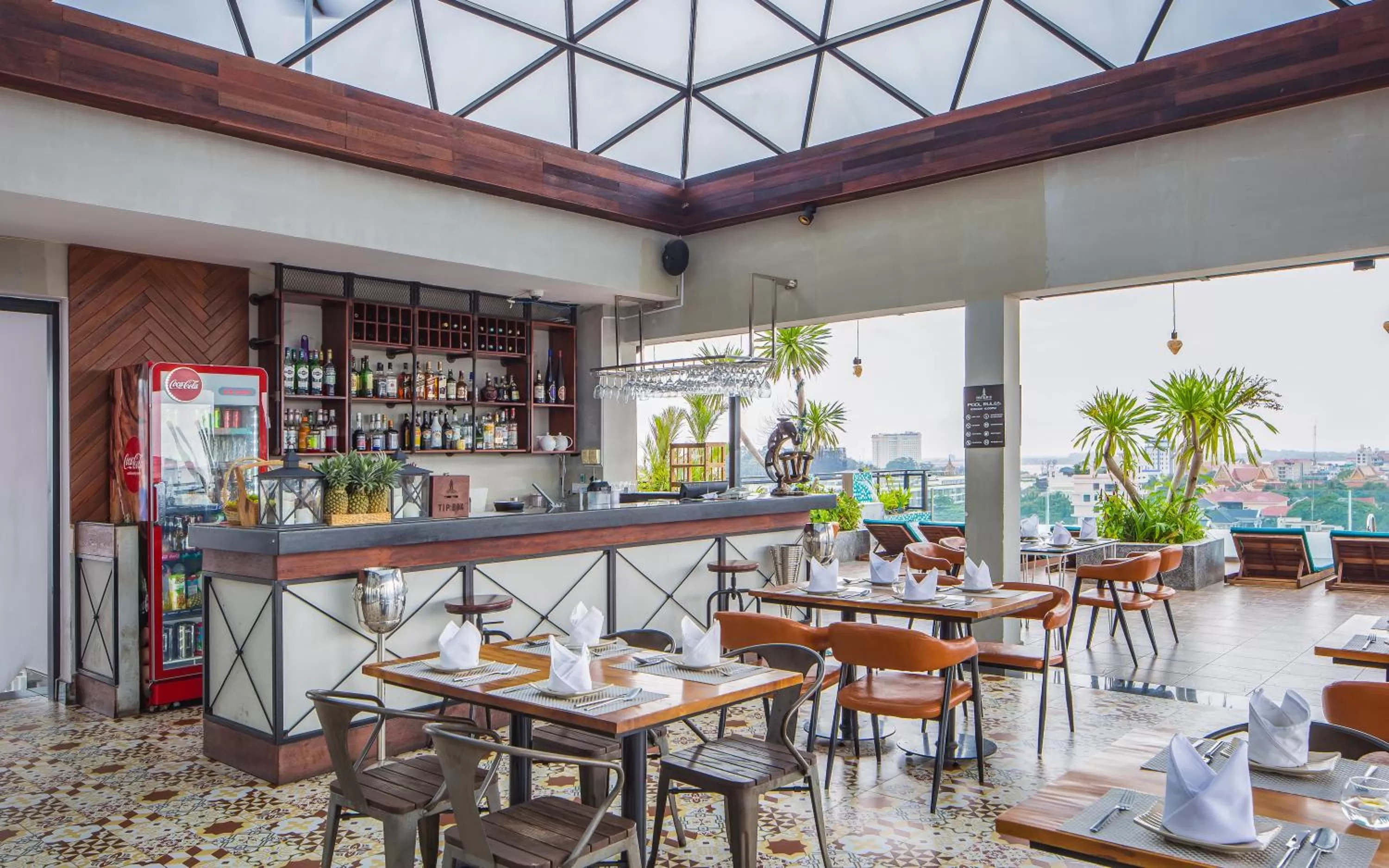 Restaurant/places to eat in Phnom Penh 51 Hotel & Residences