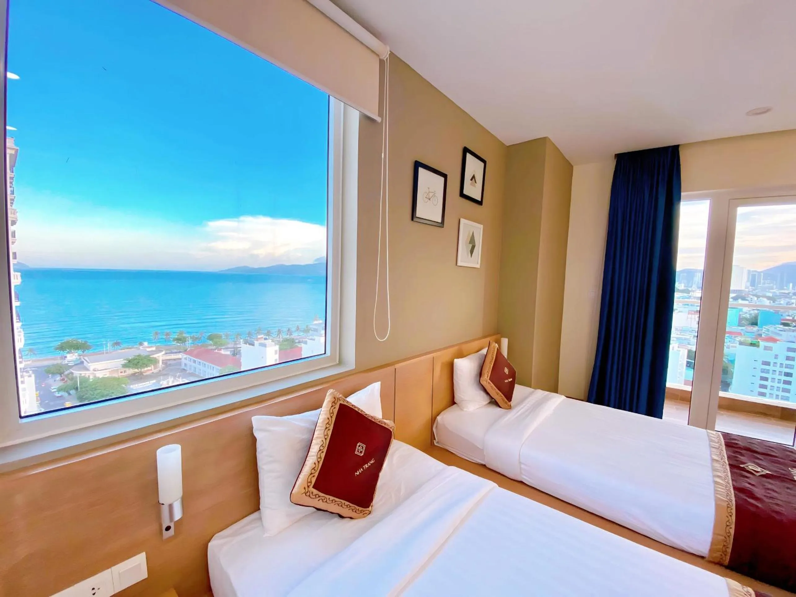 Sea view, Bed in Gibson Hotel Nha Trang