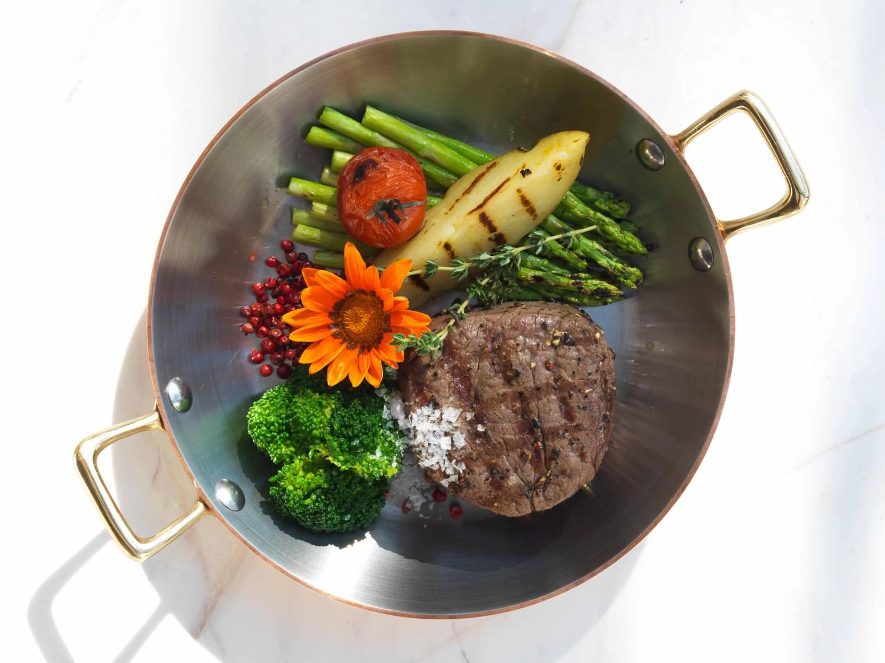 Restaurant/places to eat in Al Baleed Resort Salalah by Anantara