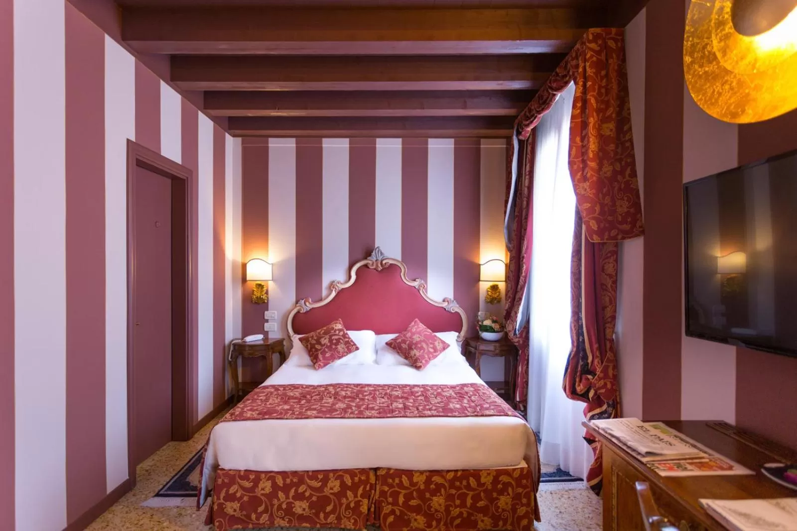 Other, Bed in Hotel Tiziano