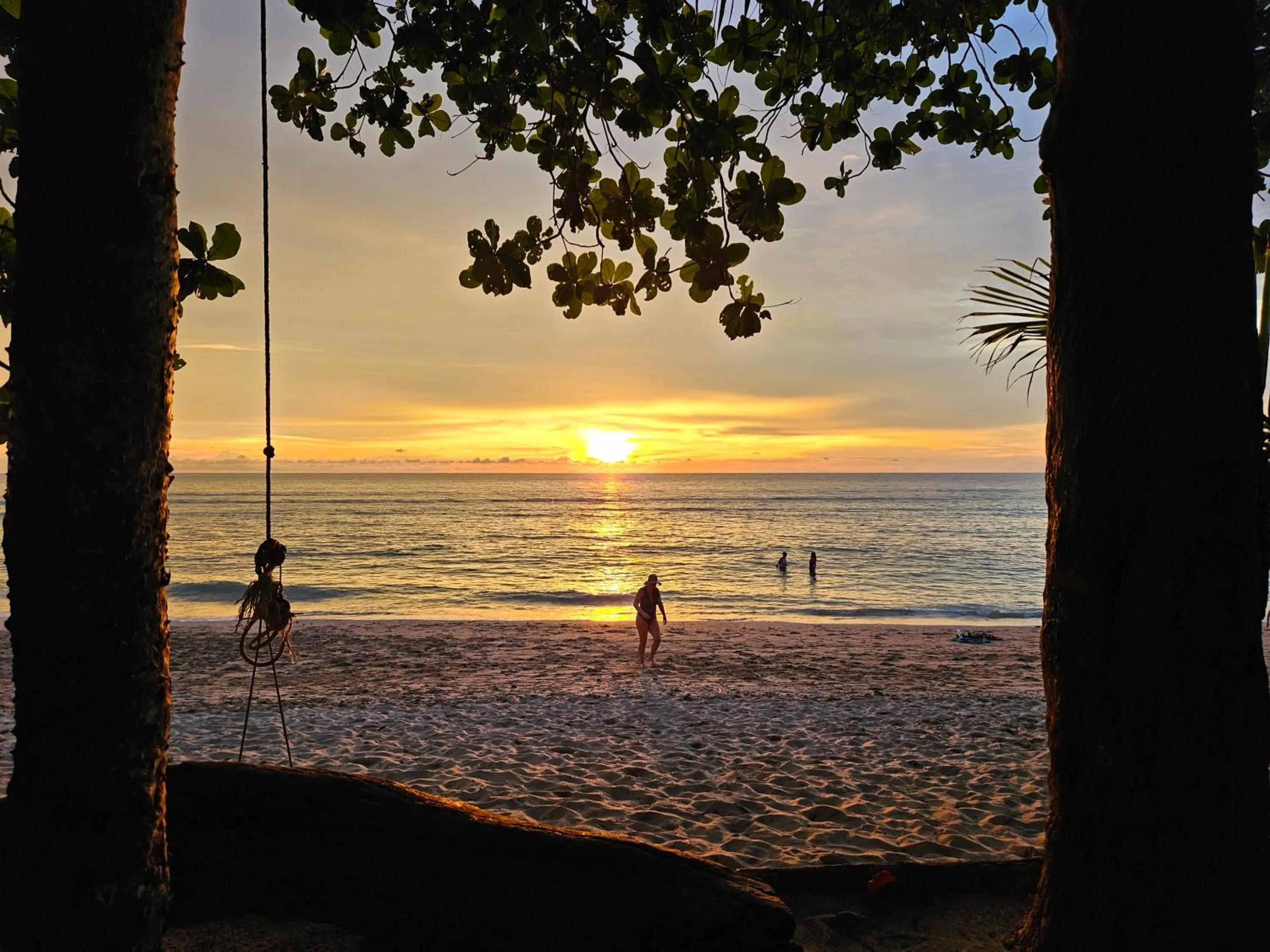 Lounge or bar in Lanta Riviera Beach Resort