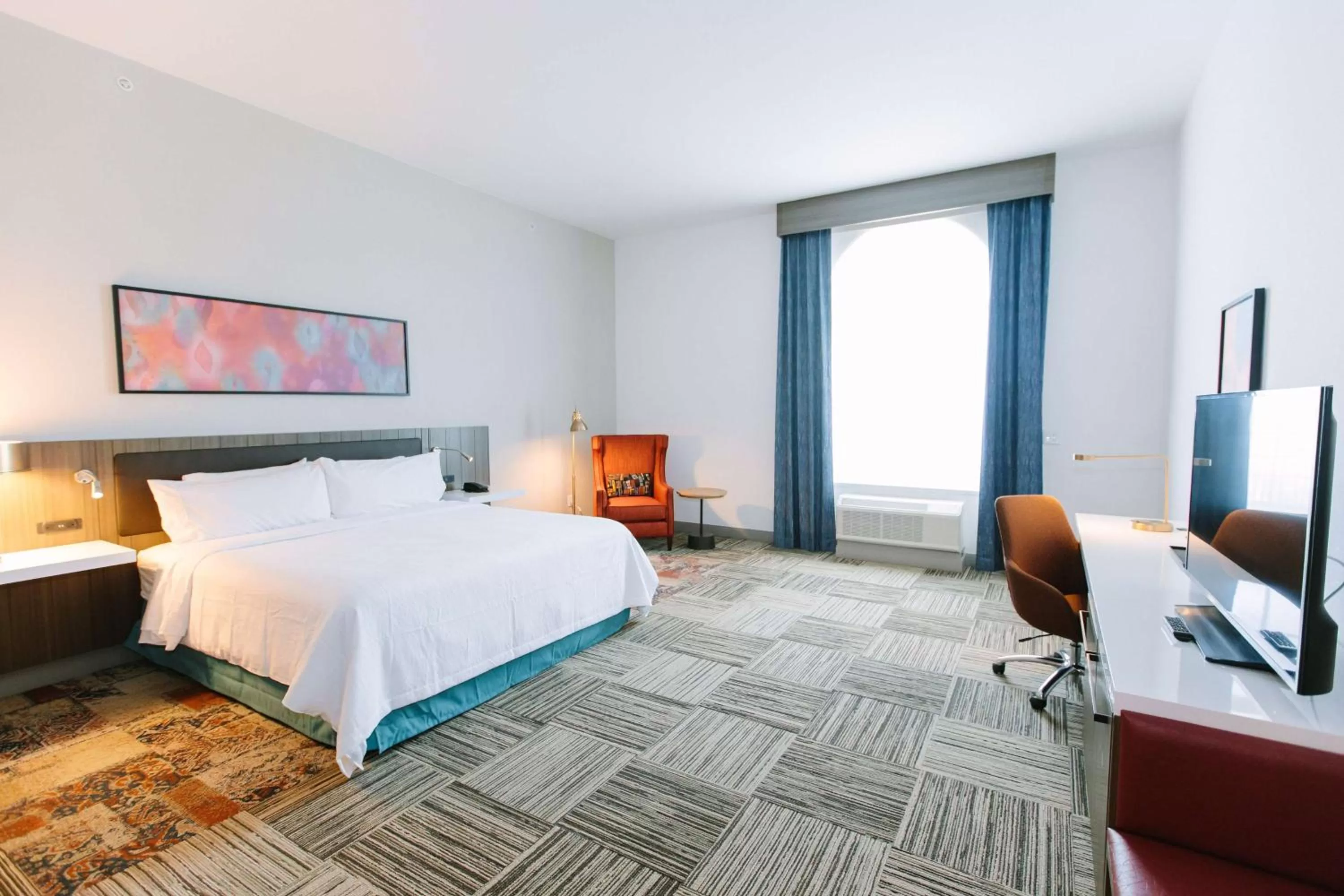 Bed in Hilton Garden Inn Winter Park, FL