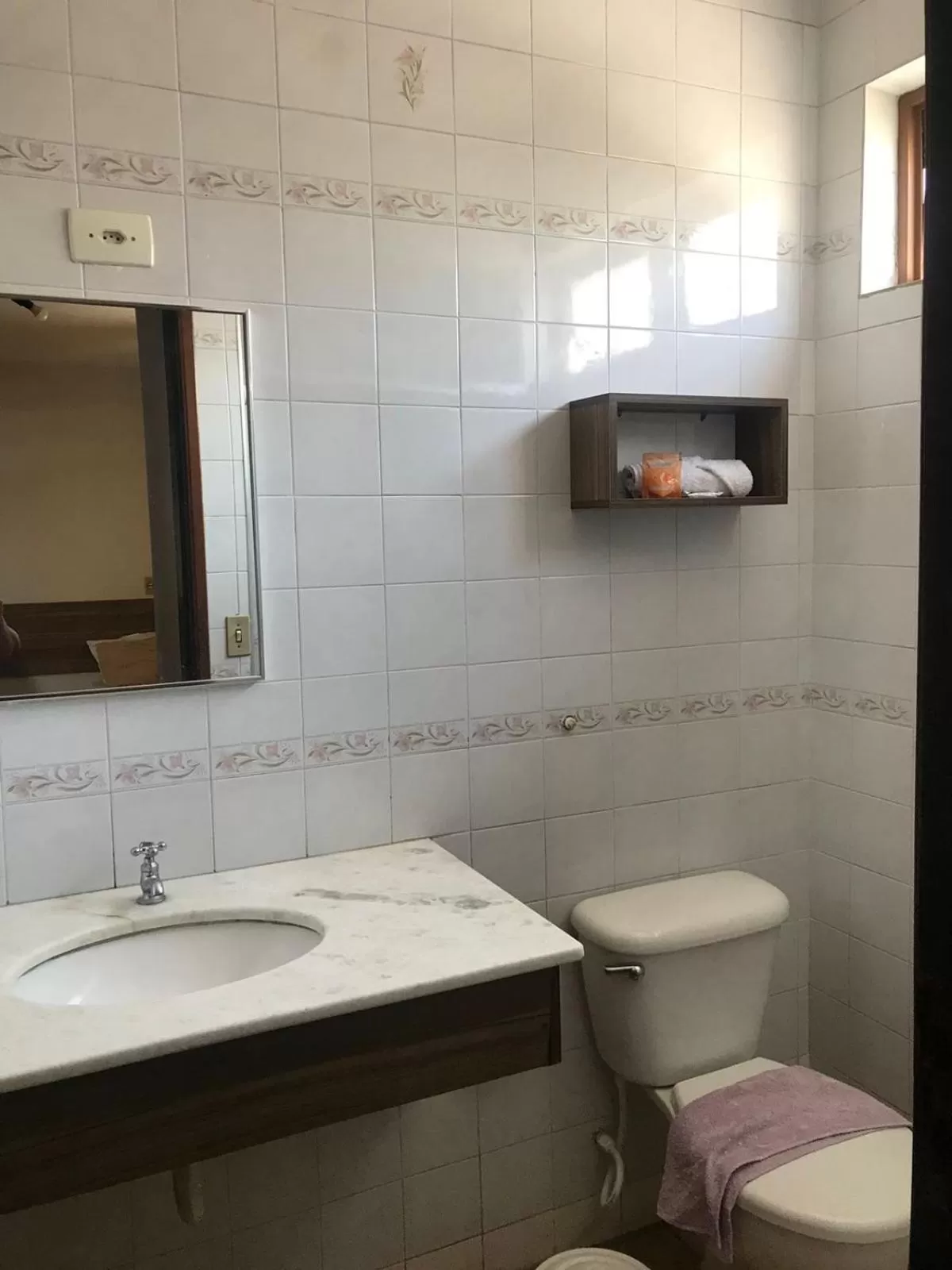Bathroom in Hotel Alfa de Bauru Ltda