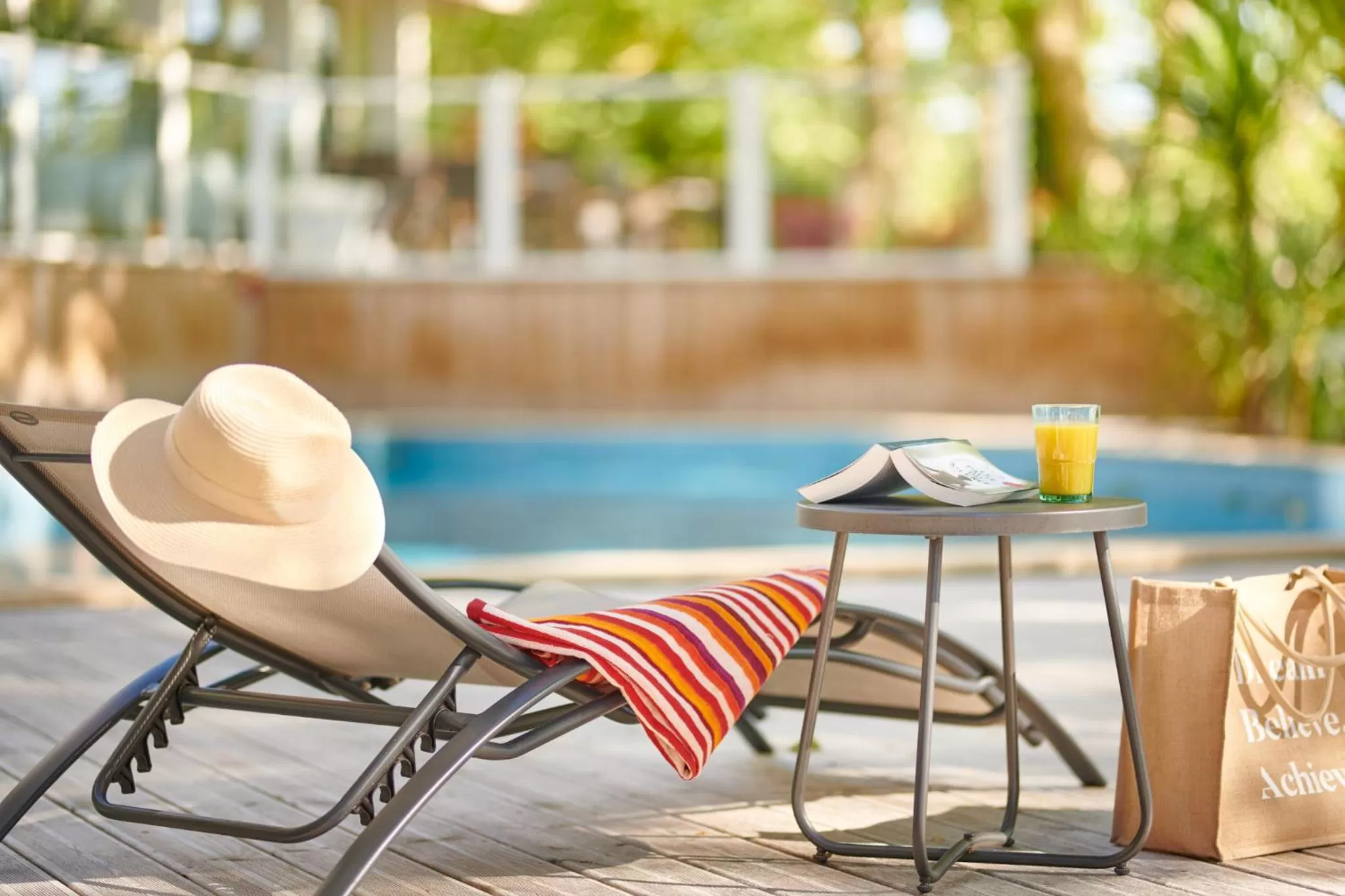Patio in Hôtel Le Bayonne