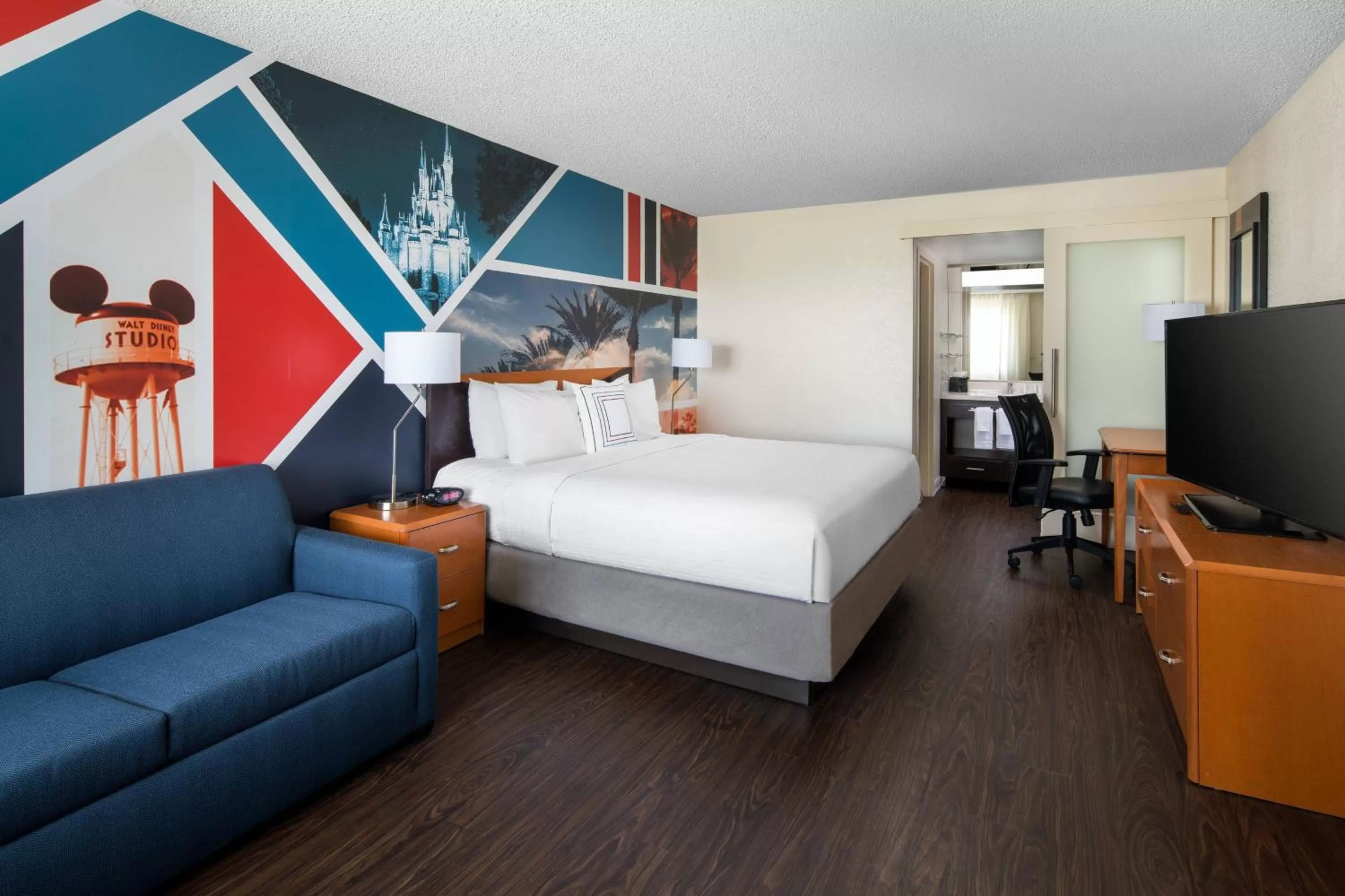 Photo of the whole room, Bed in Fairfield by Marriott Anaheim Resort
