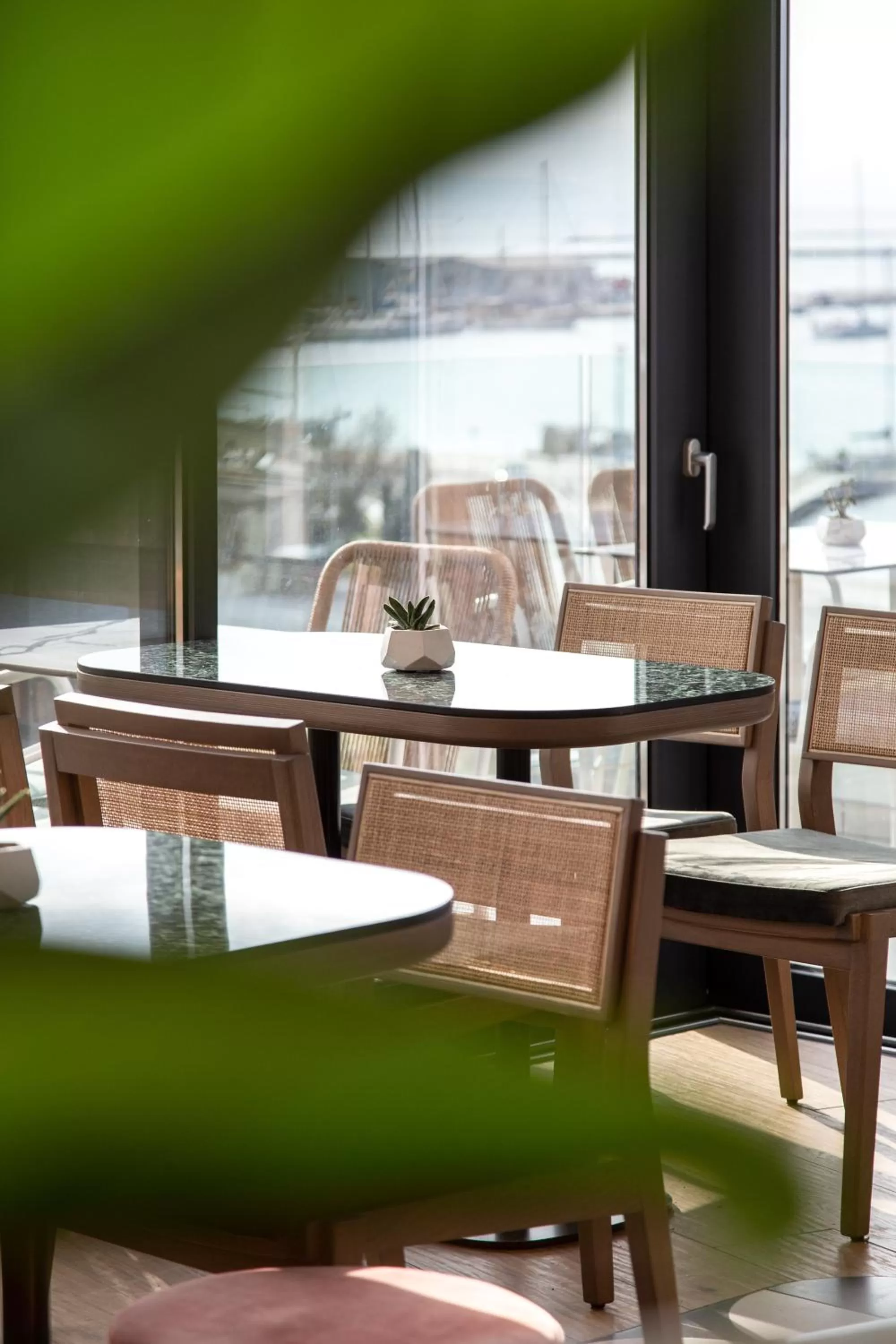 Restaurant/places to eat in 1910 Lifestyle Hotel