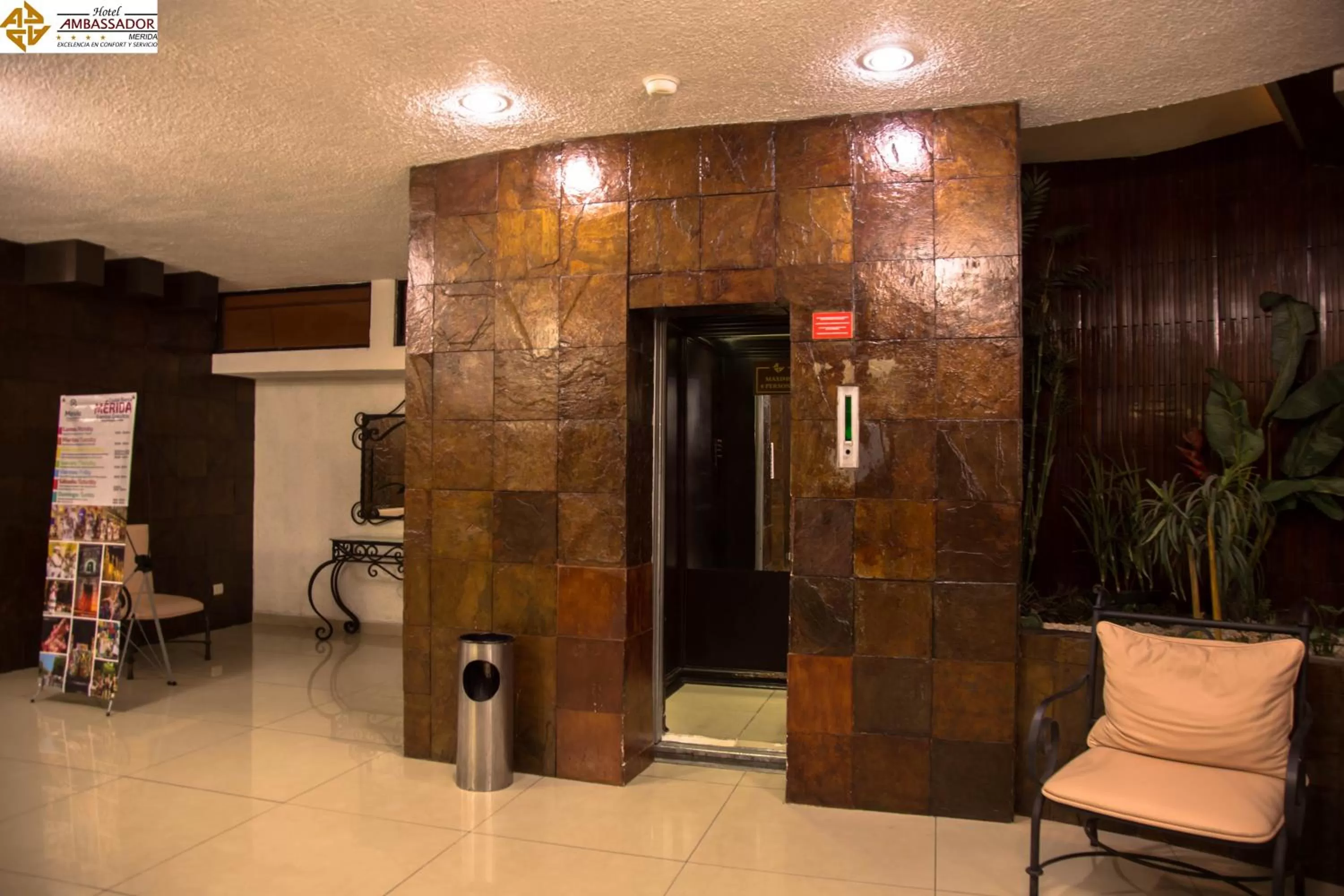 Lobby or reception in Hotel Ambassador Mérida