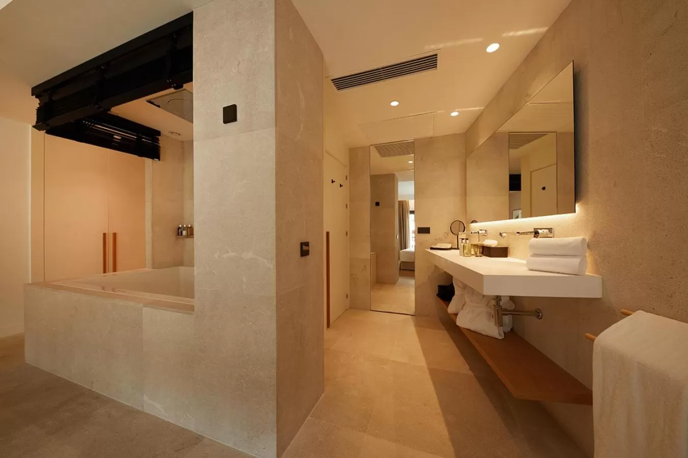 Bathroom in Nakar Hotel