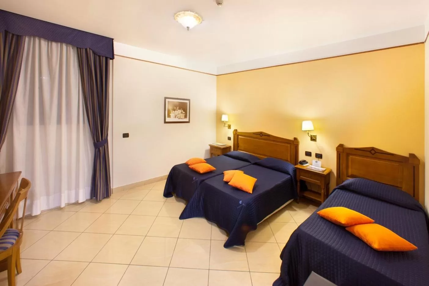 Bedroom, Bed in Ulisse Deluxe Hostel