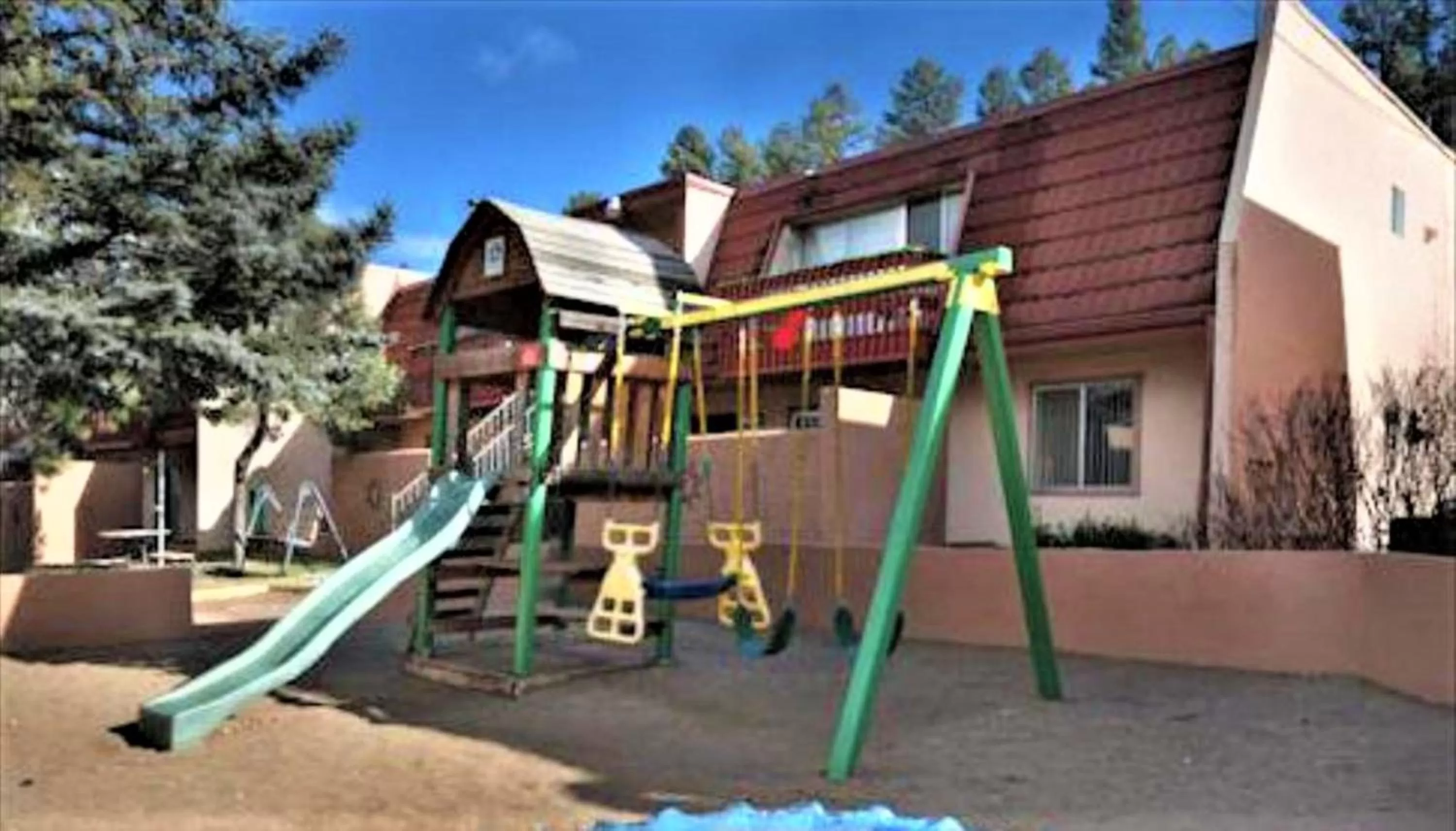 Children play ground in Pinecliff Village Resort