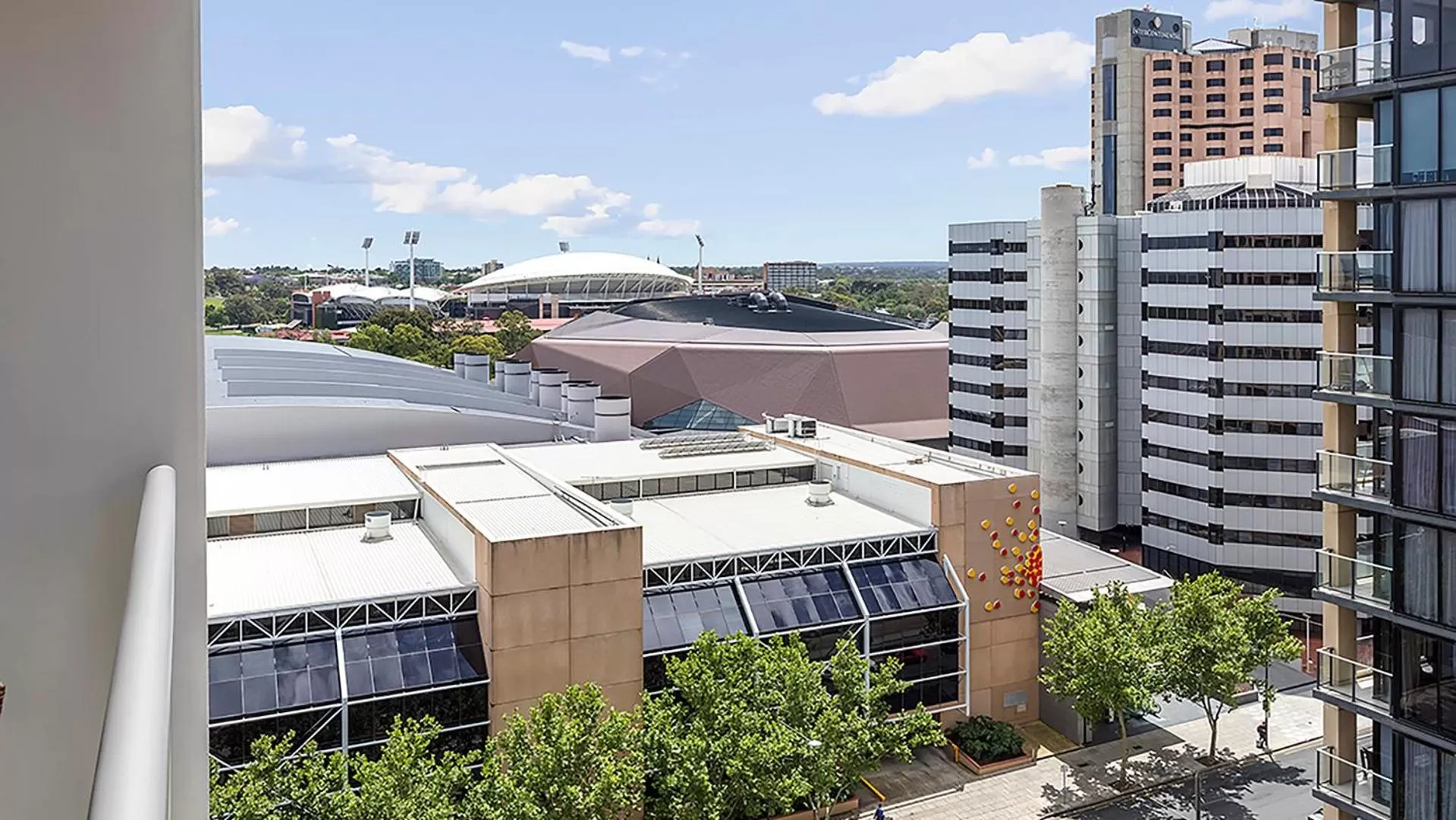 City view in Oaks Adelaide Embassy Suites