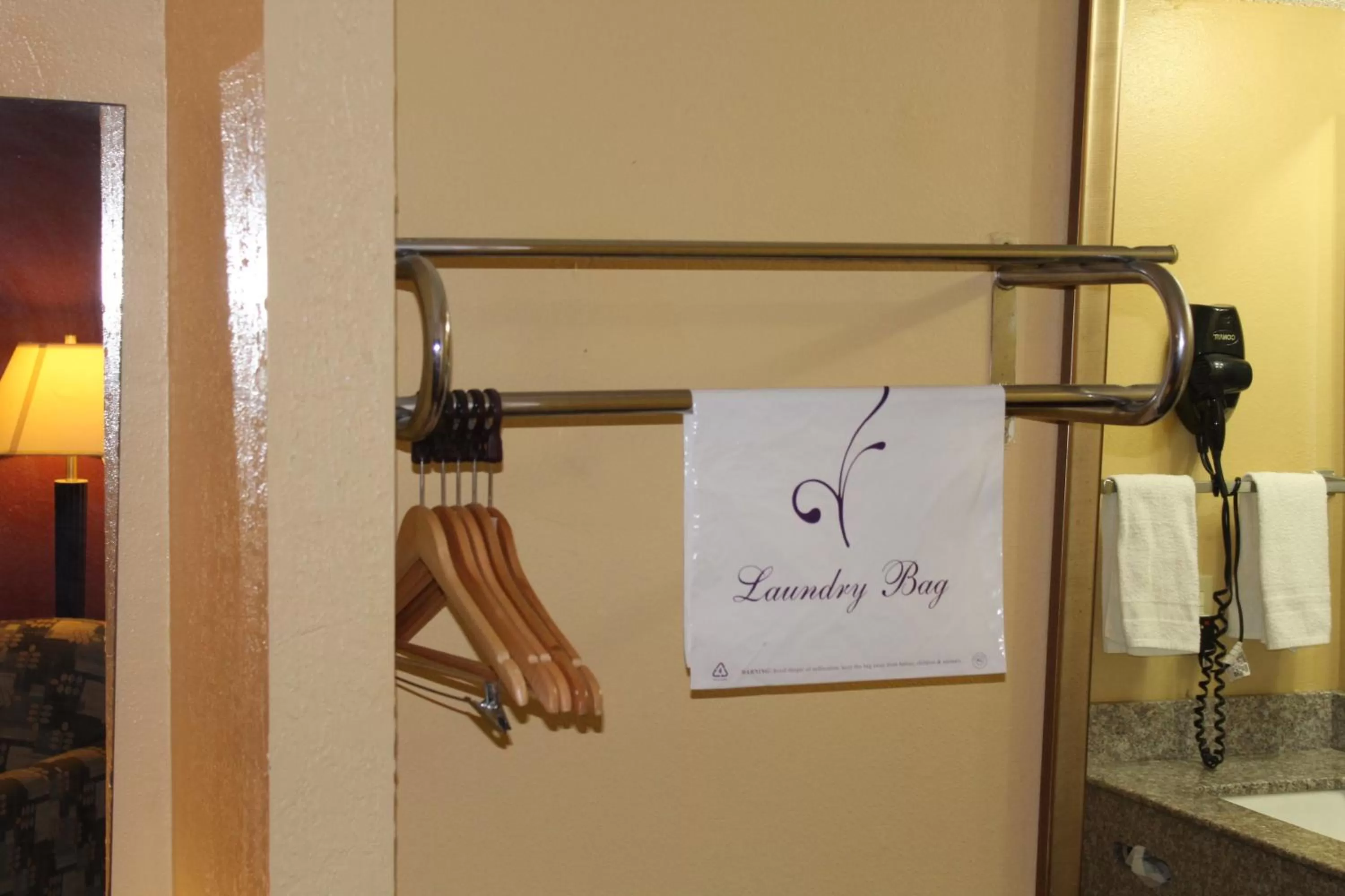 The Executive Inn & Suites