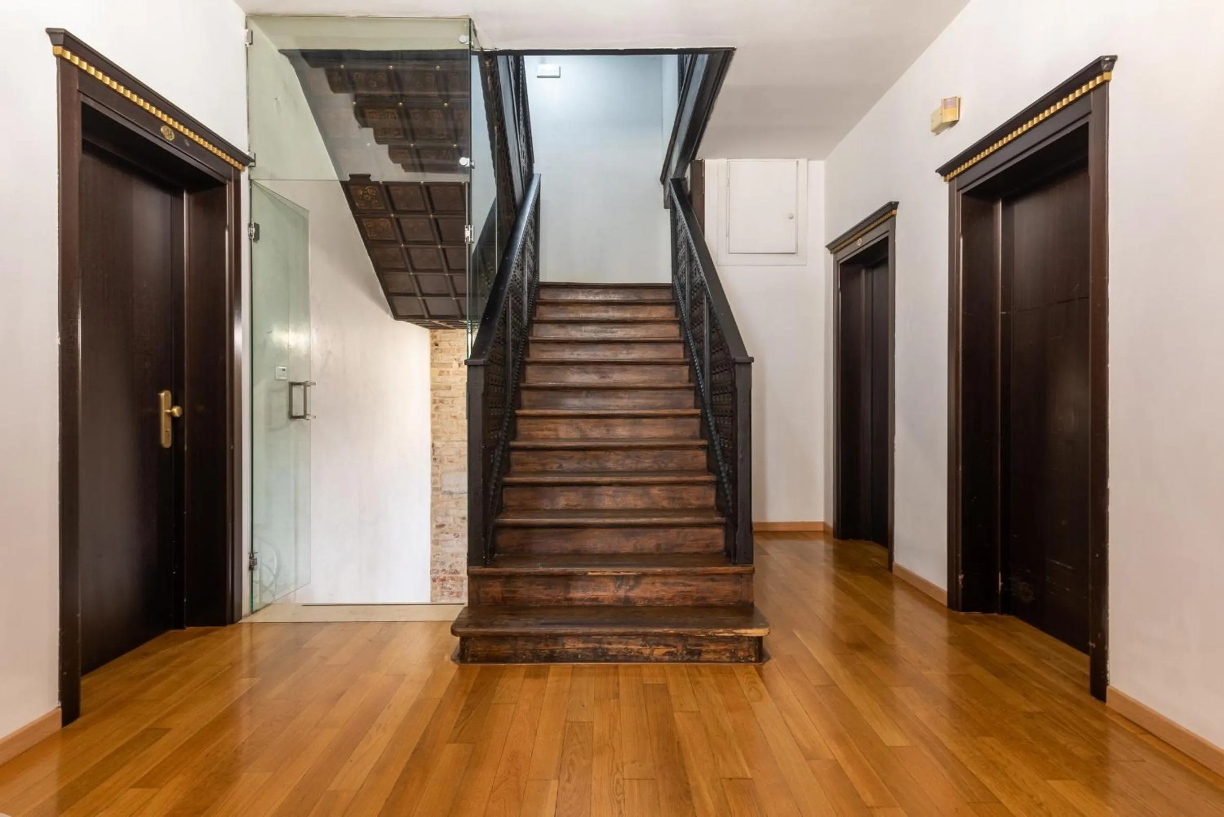 Decorative detail in Hotel Trieste