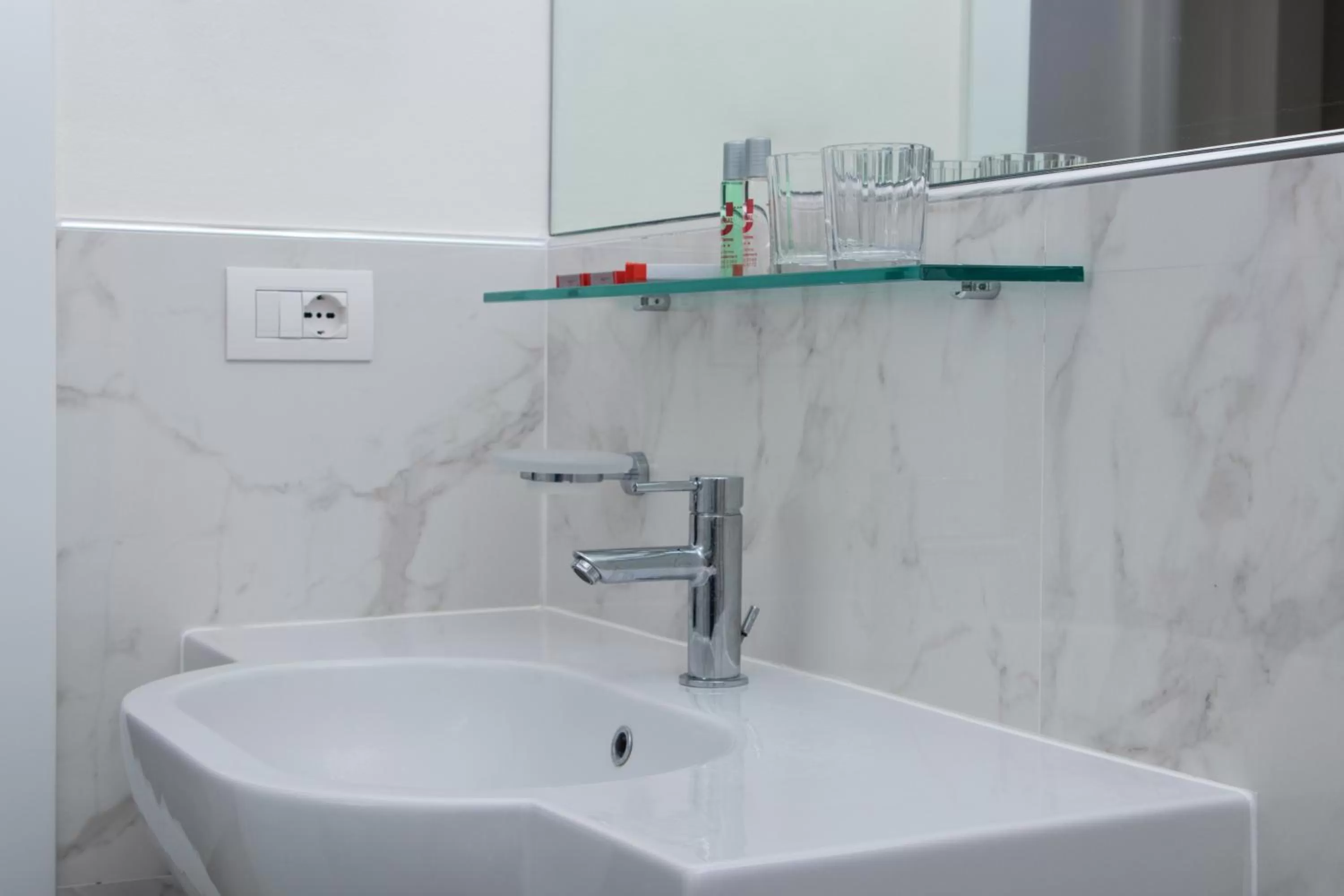 Bathroom in Hotel Universal Terme