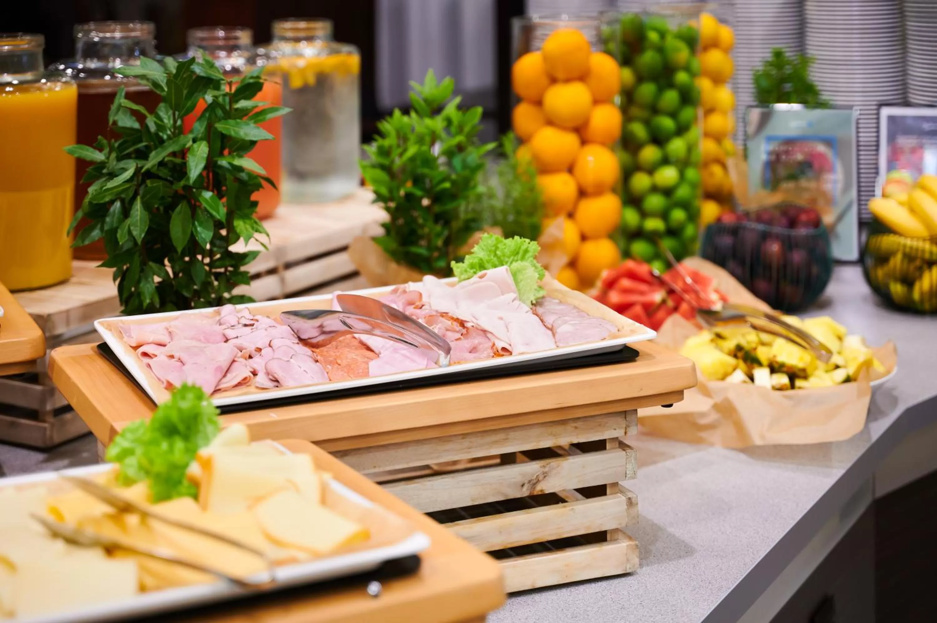 Restaurant/places to eat in Radisson Blu Szczecin