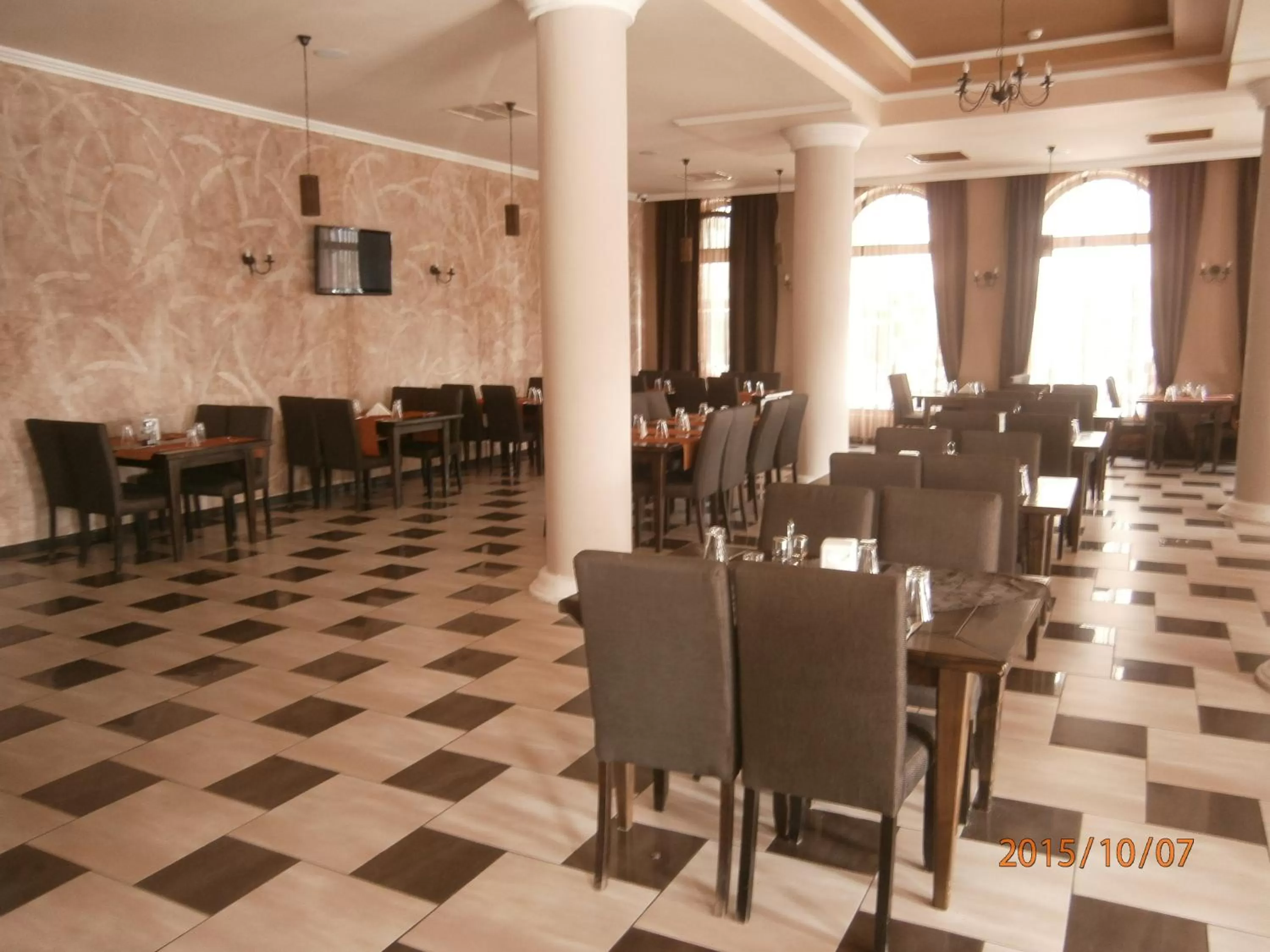 Restaurant/Places to Eat in Hotel Neptun