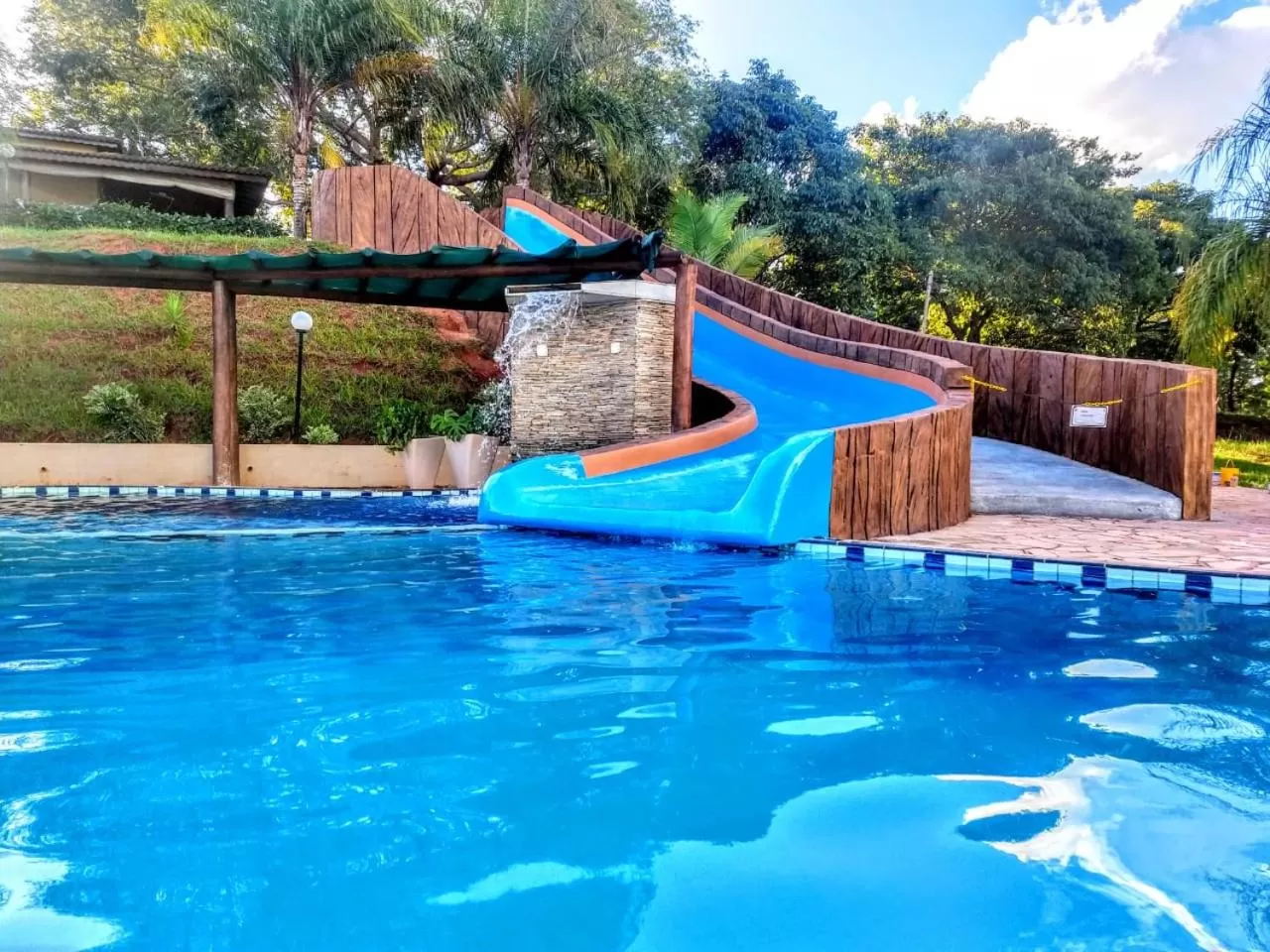 Swimming Pool in Rancharia Park Hotel