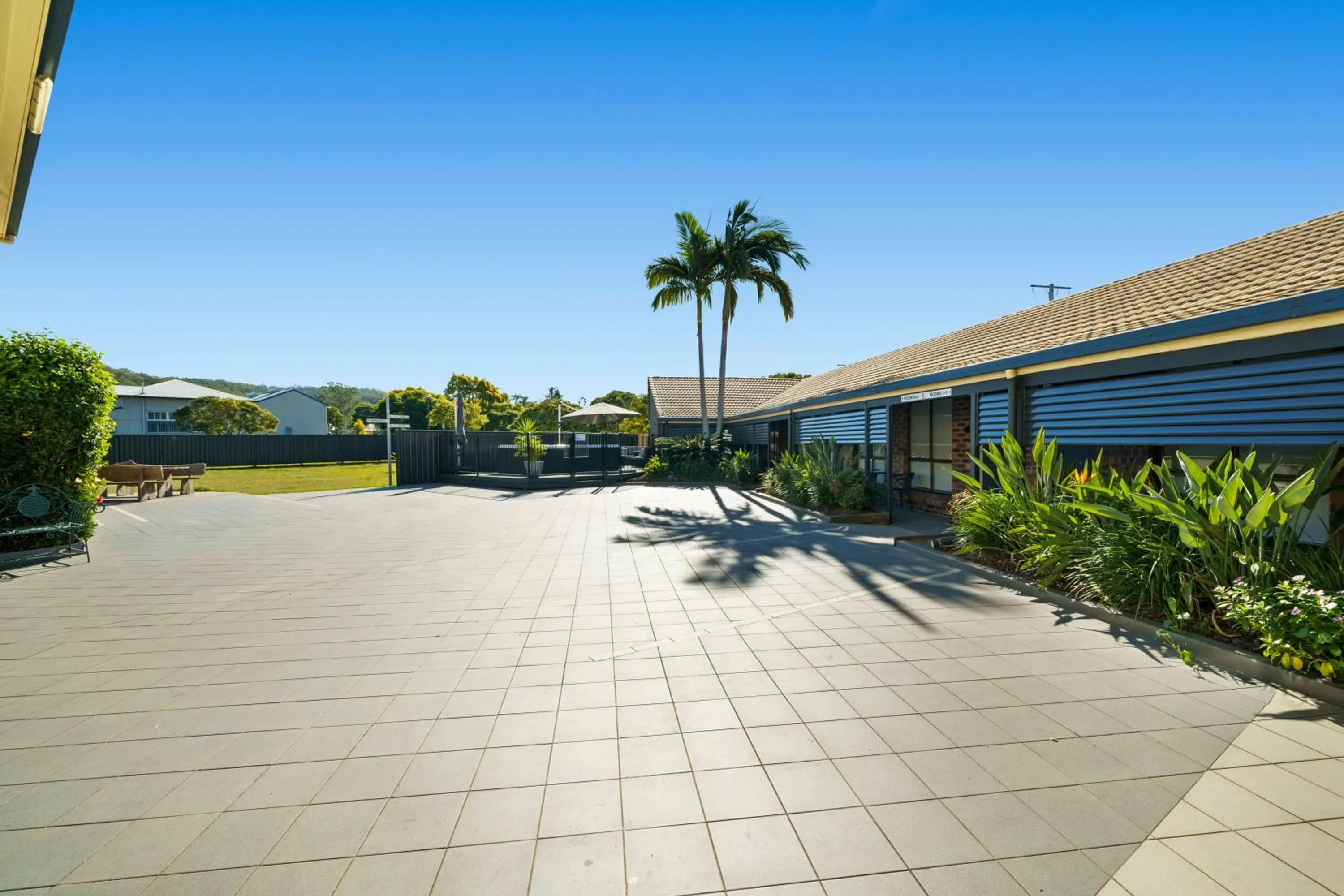 Facade/entrance in Esk Wivenhoe Motor Inn