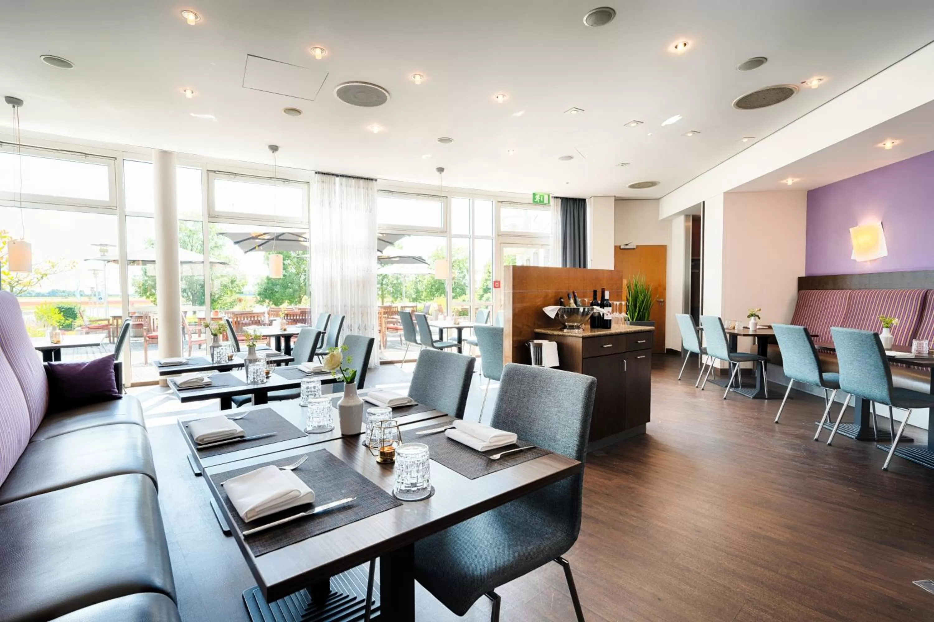 Restaurant/places to eat in Welcome Hotel Wesel