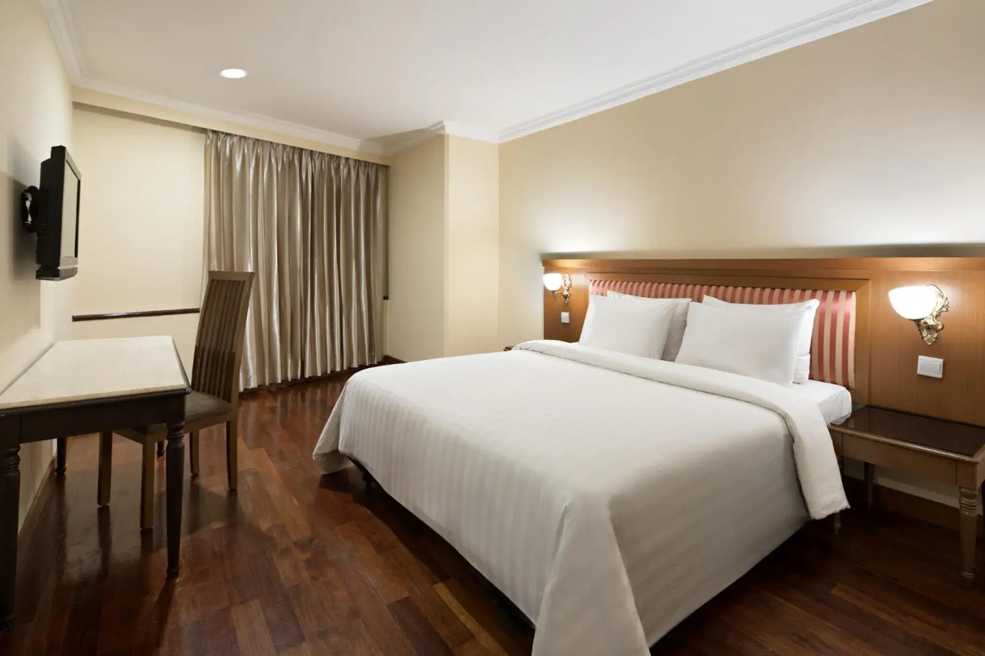 Deluxe Double or Twin Room in Golden Boutique Hotel Kemayoran Deluxe Double or Twin Room in Golden Boutique Hotel Kemayoran