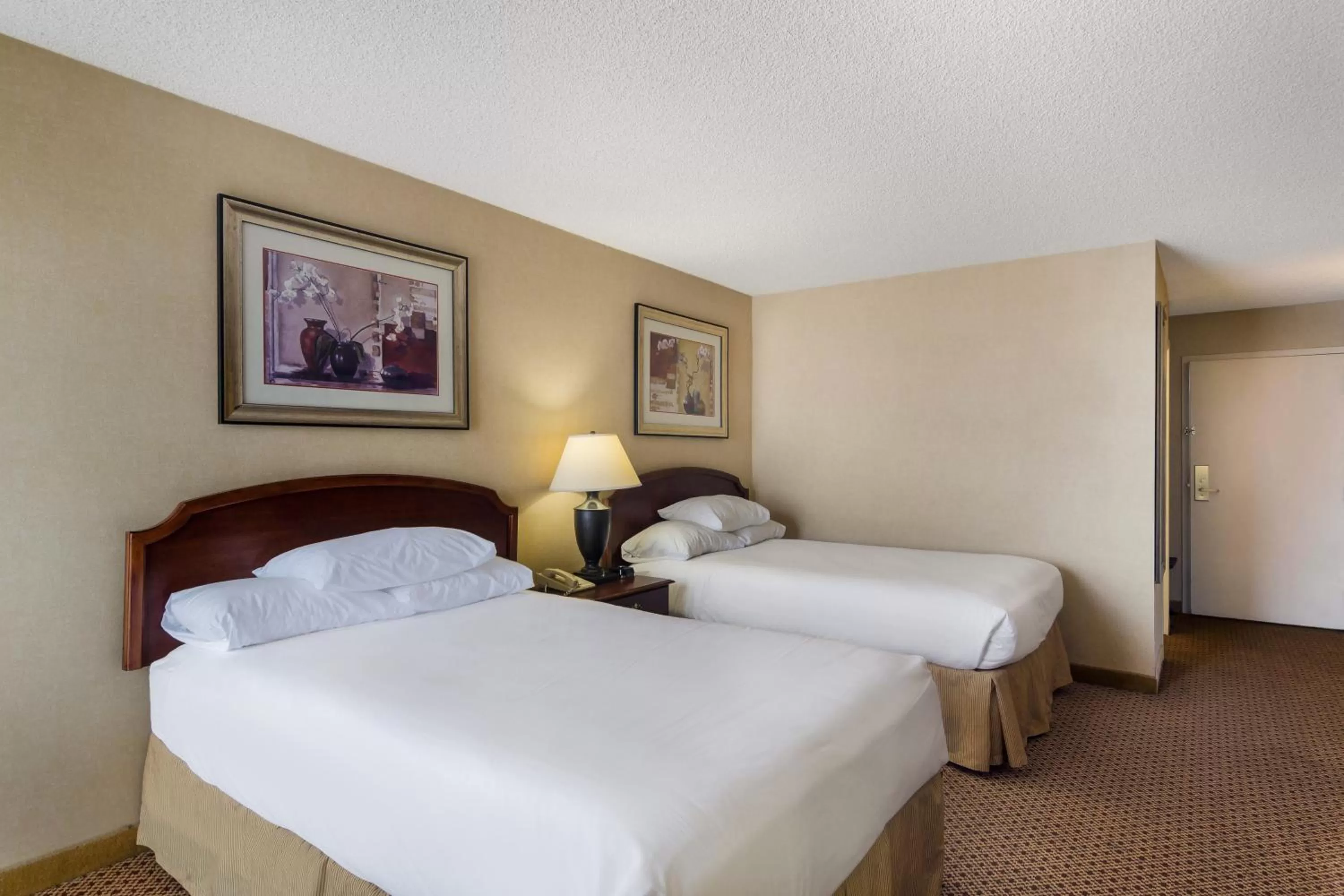 Standard Double Room with Two Double Beds in Red Lion Hotel Cheyenne