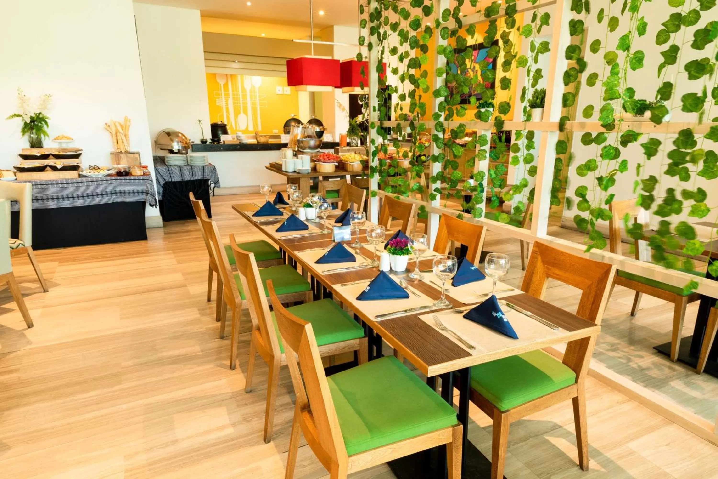 Restaurant/places to eat in Hilton Garden Inn Barranquilla
