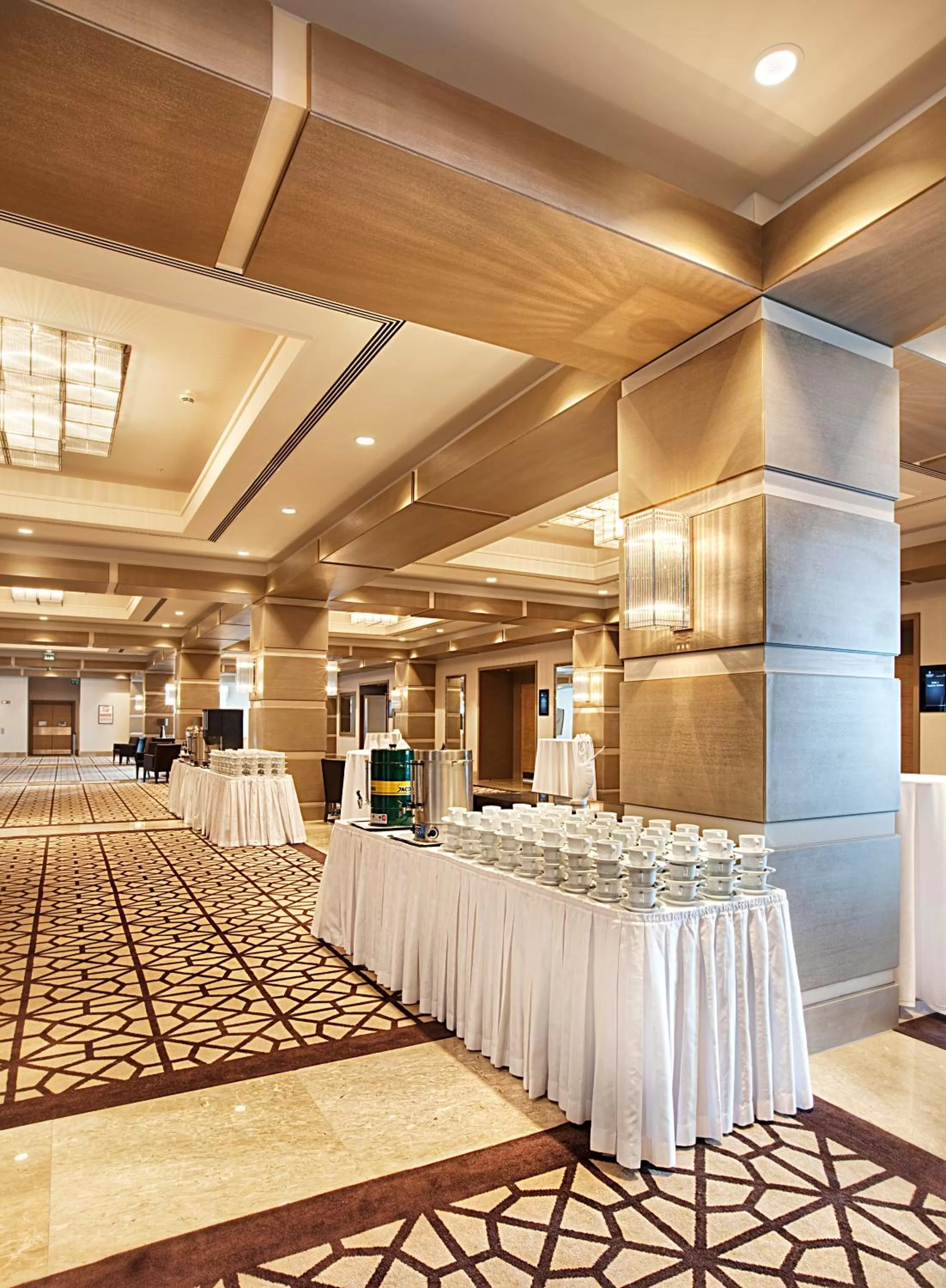 Restaurant/places to eat in Dedeman Zonguldak