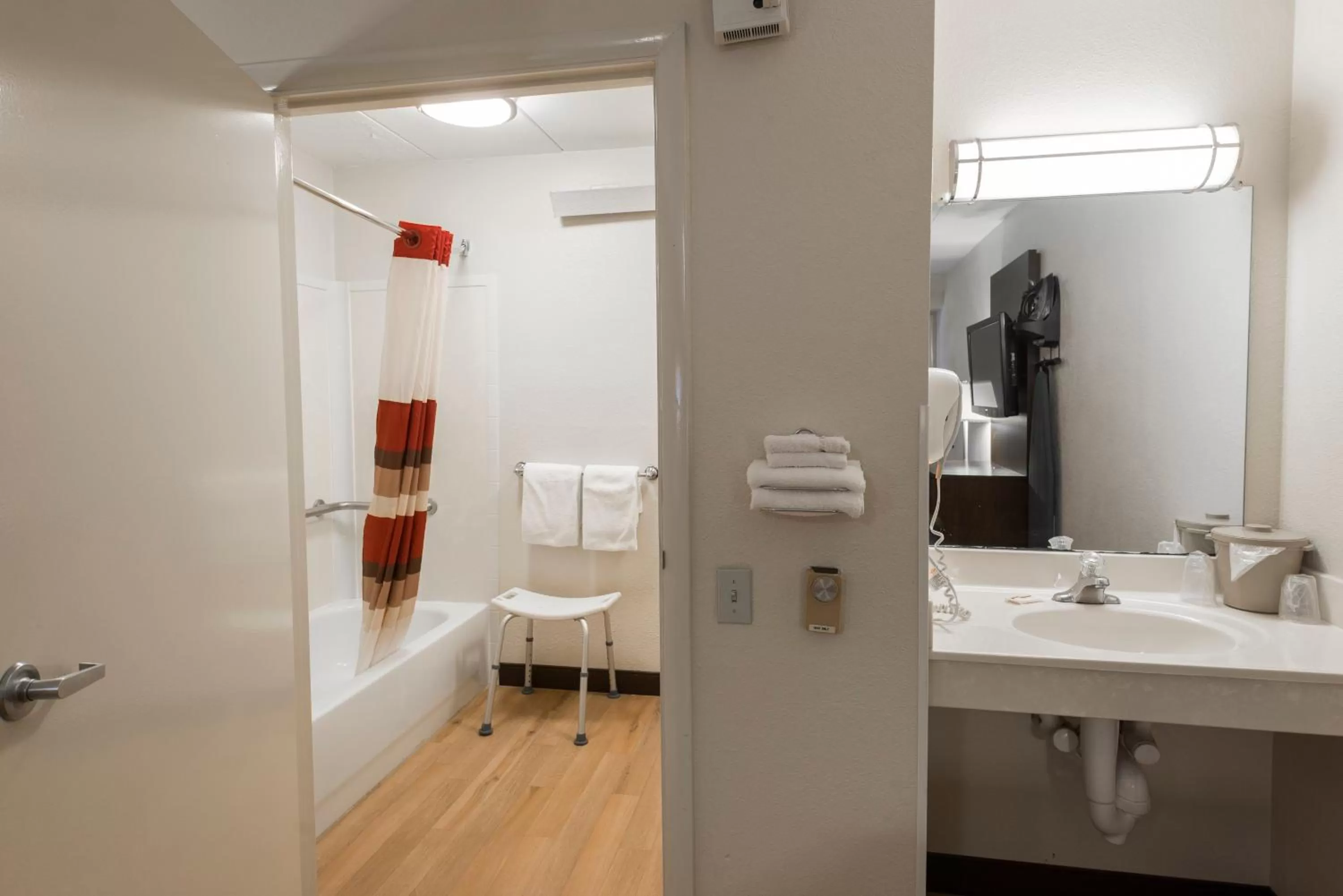 Other in Red Roof Inn PLUS+ St. Louis - Forest Park / Hampton Ave.