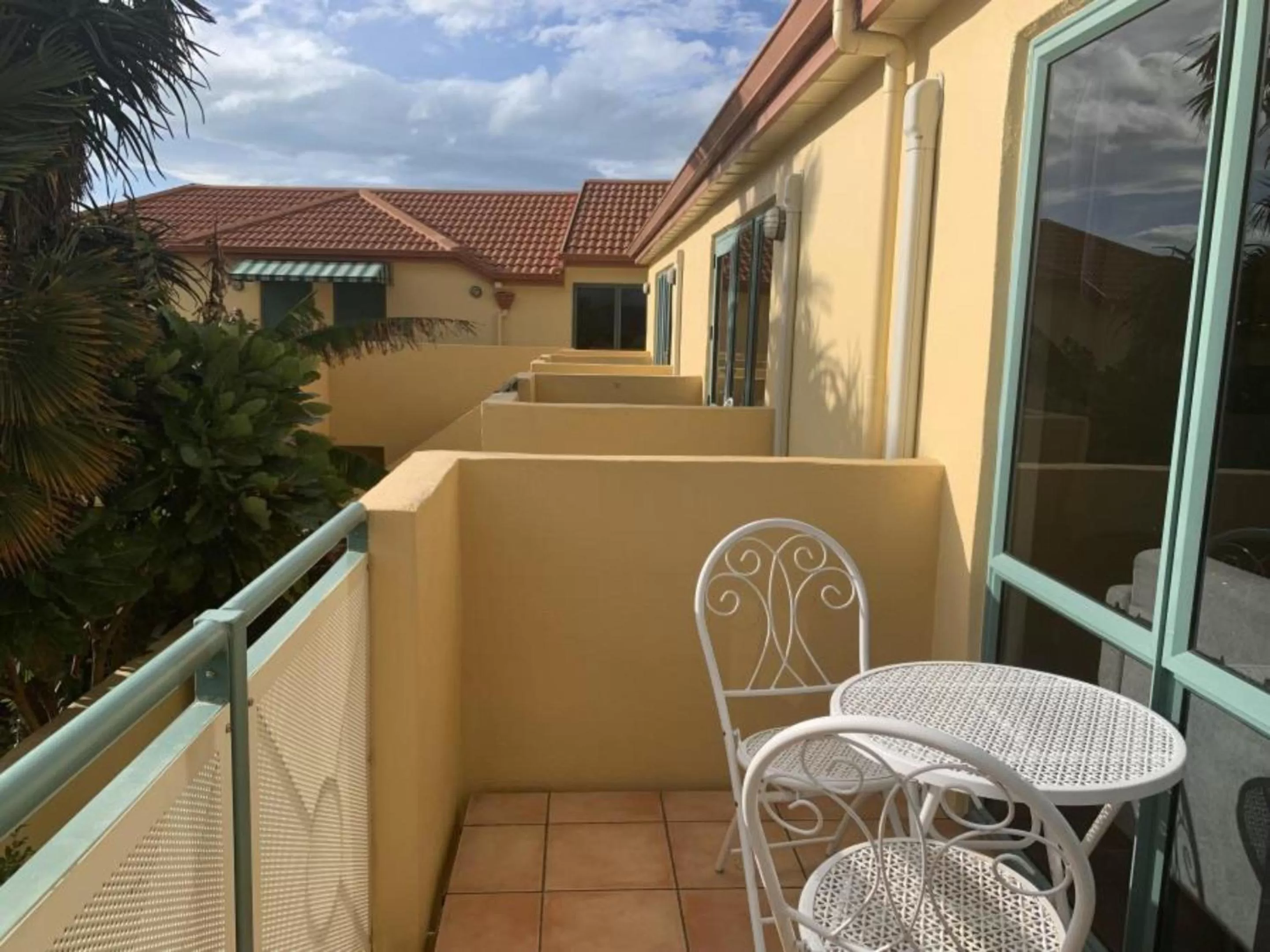 Balcony/Terrace in Tuscany Gardens Motor Lodge