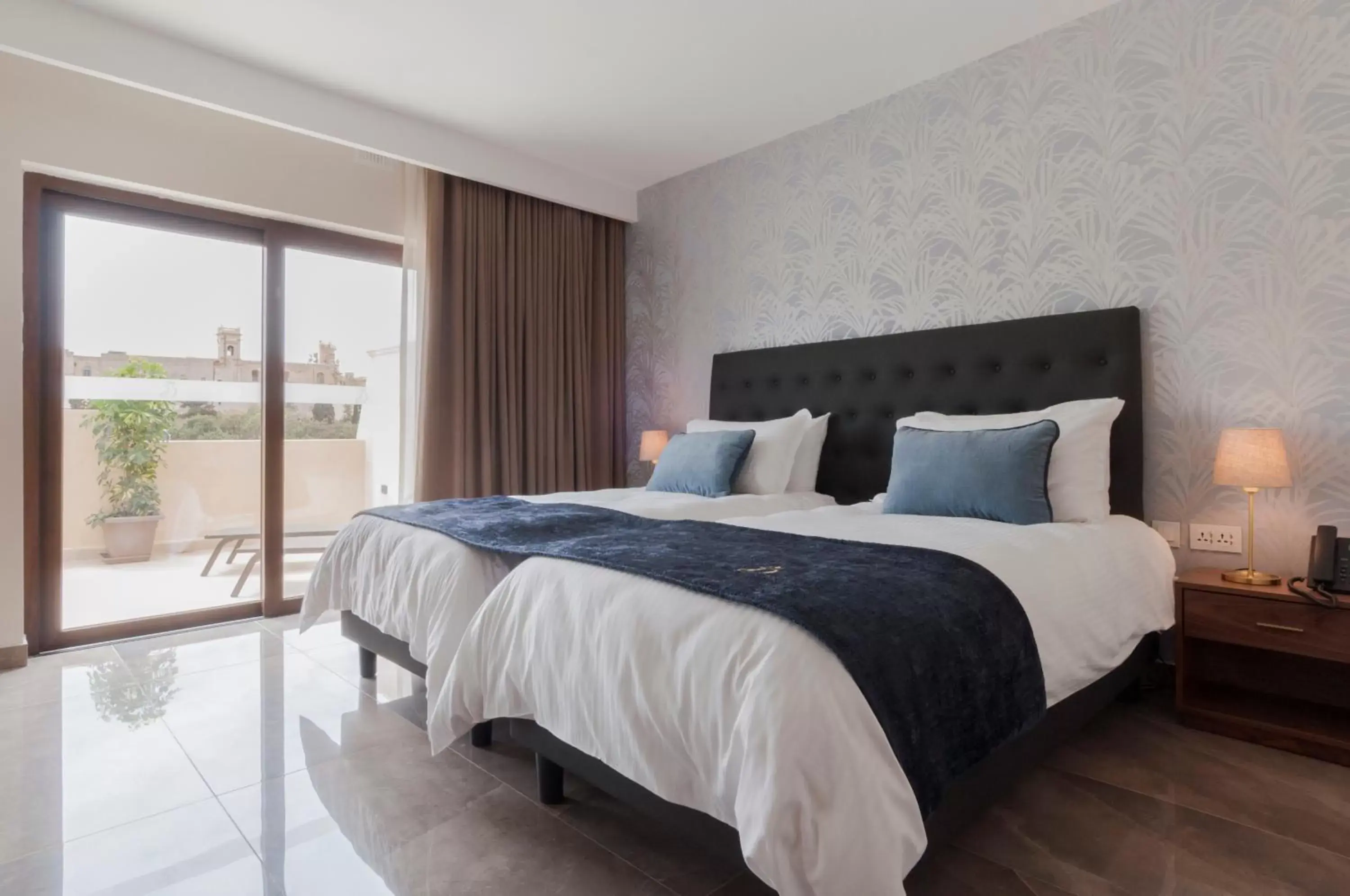 Deluxe Double or Twin with Hot Tub and Terrace - single occupancy in The Duke Boutique Hotel Deluxe Double or Twin with Hot Tub and Terrace - single occupancy in The Duke Boutique Hotel