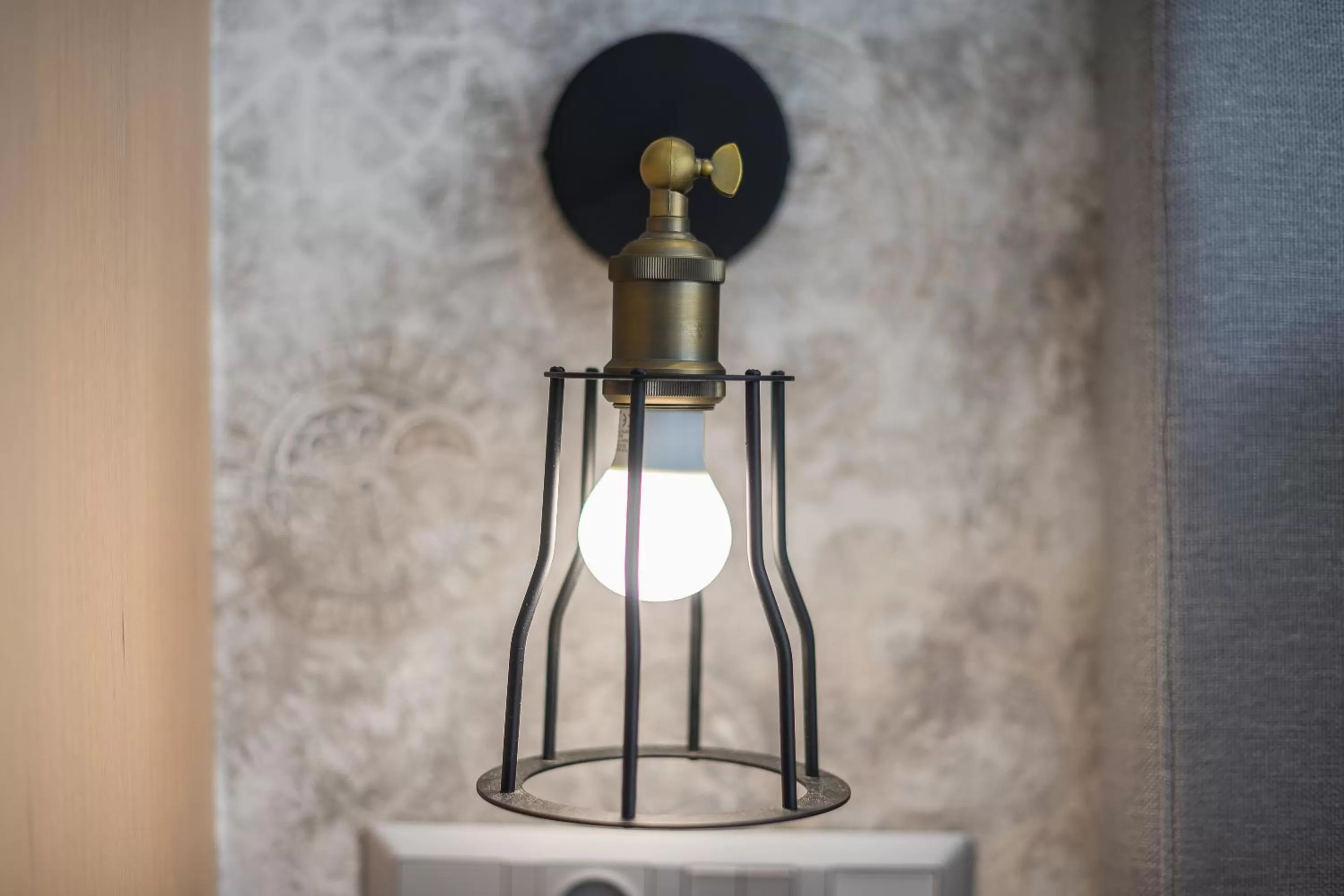 Property building in Athens Lights