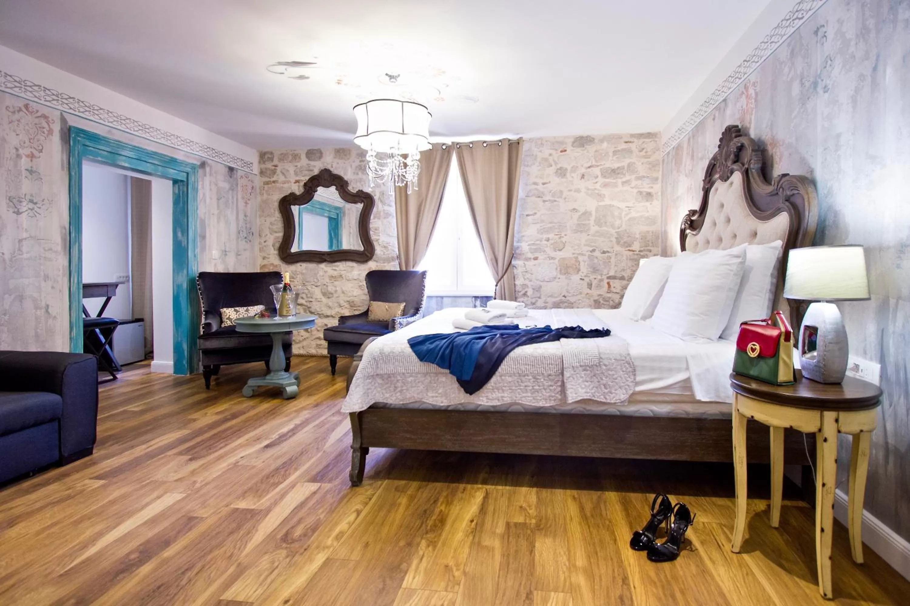 Bed in Plaza Marchi Old Town - MAG Quaint & Elegant Boutique Hotels