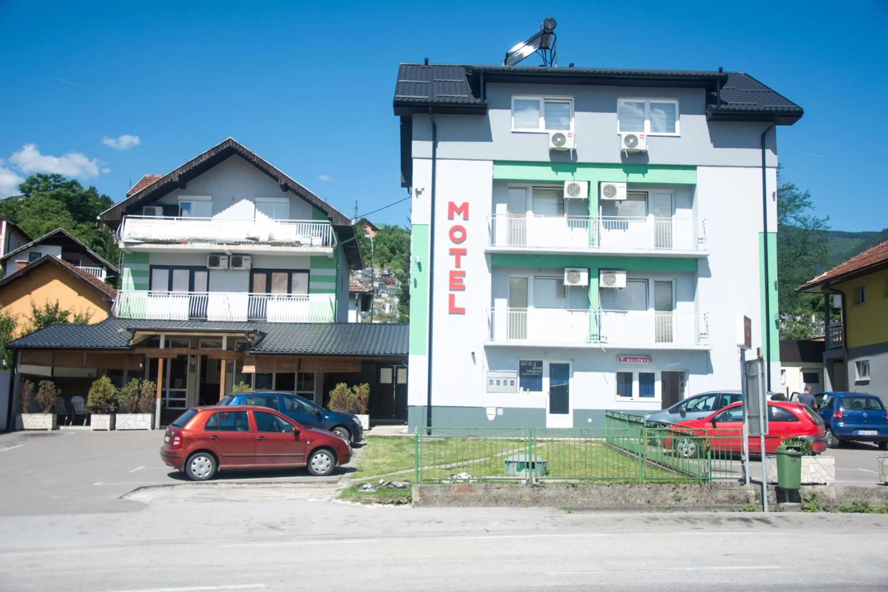 Property Building in Motel Aura