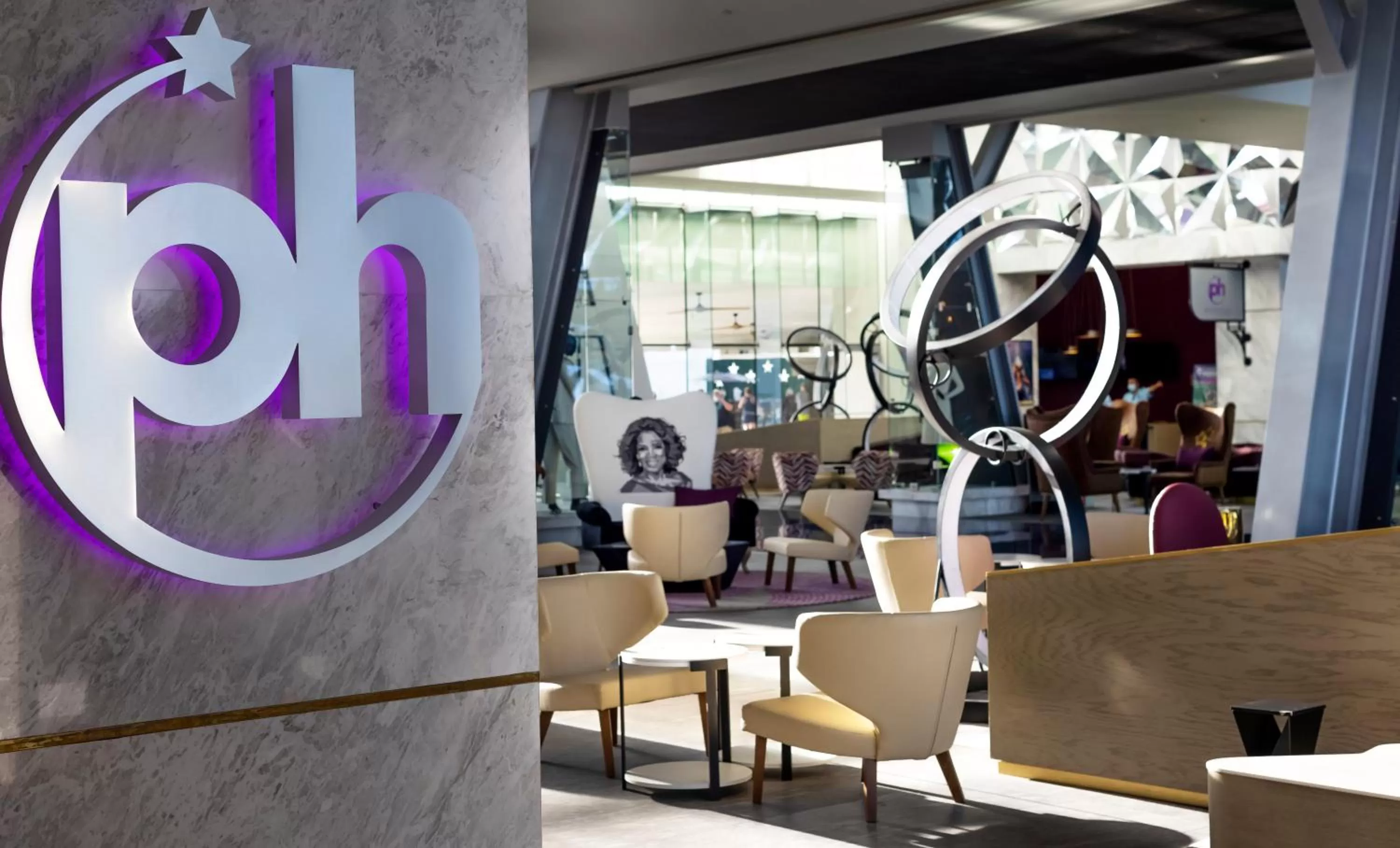 Seating area in Planet Hollywood Cancun by Royalton, An Autograph Collection All-Inclusive Resort