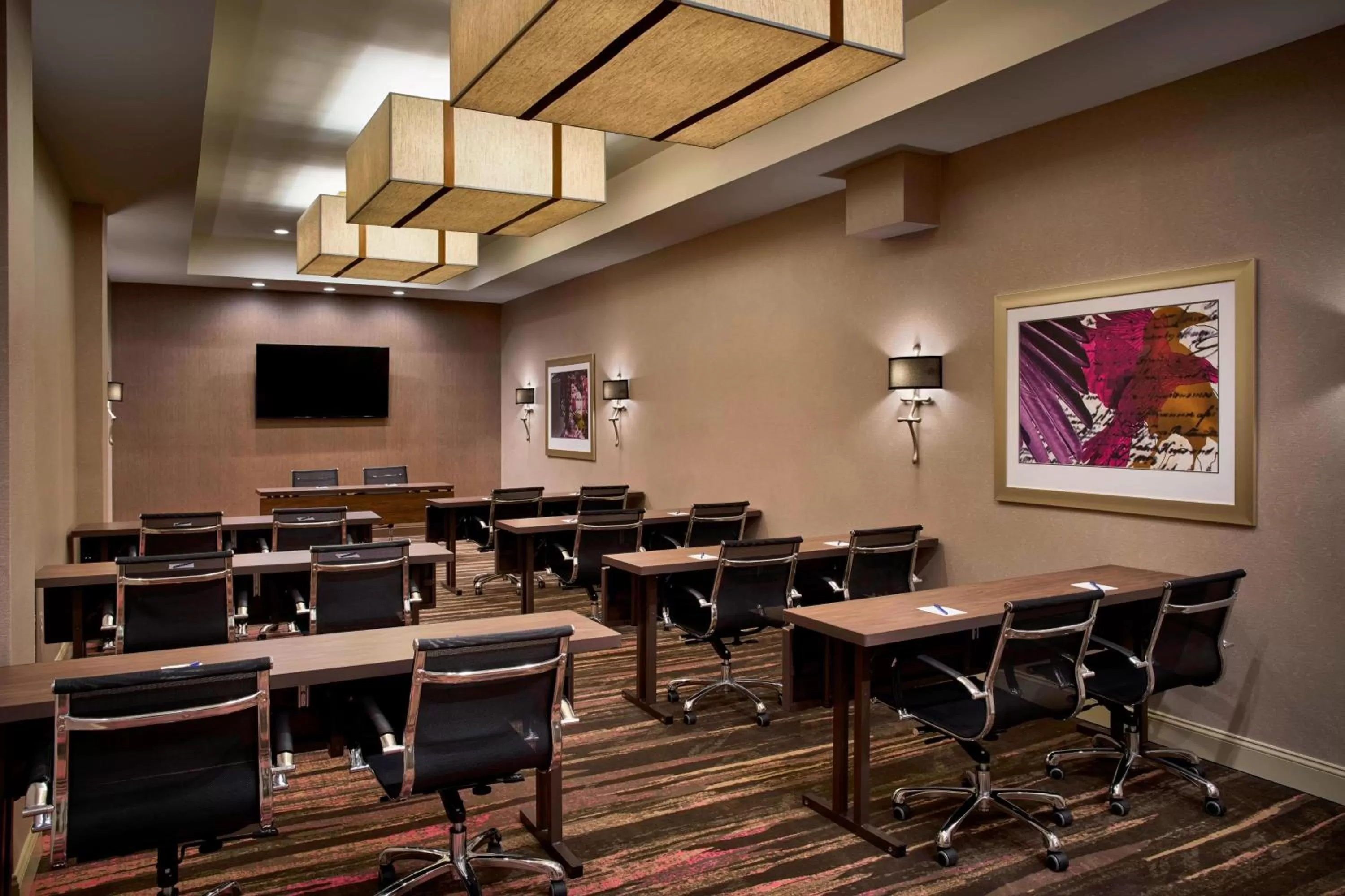 Meeting/conference room in Delta Hotels by Marriott Baltimore Inner Harbor