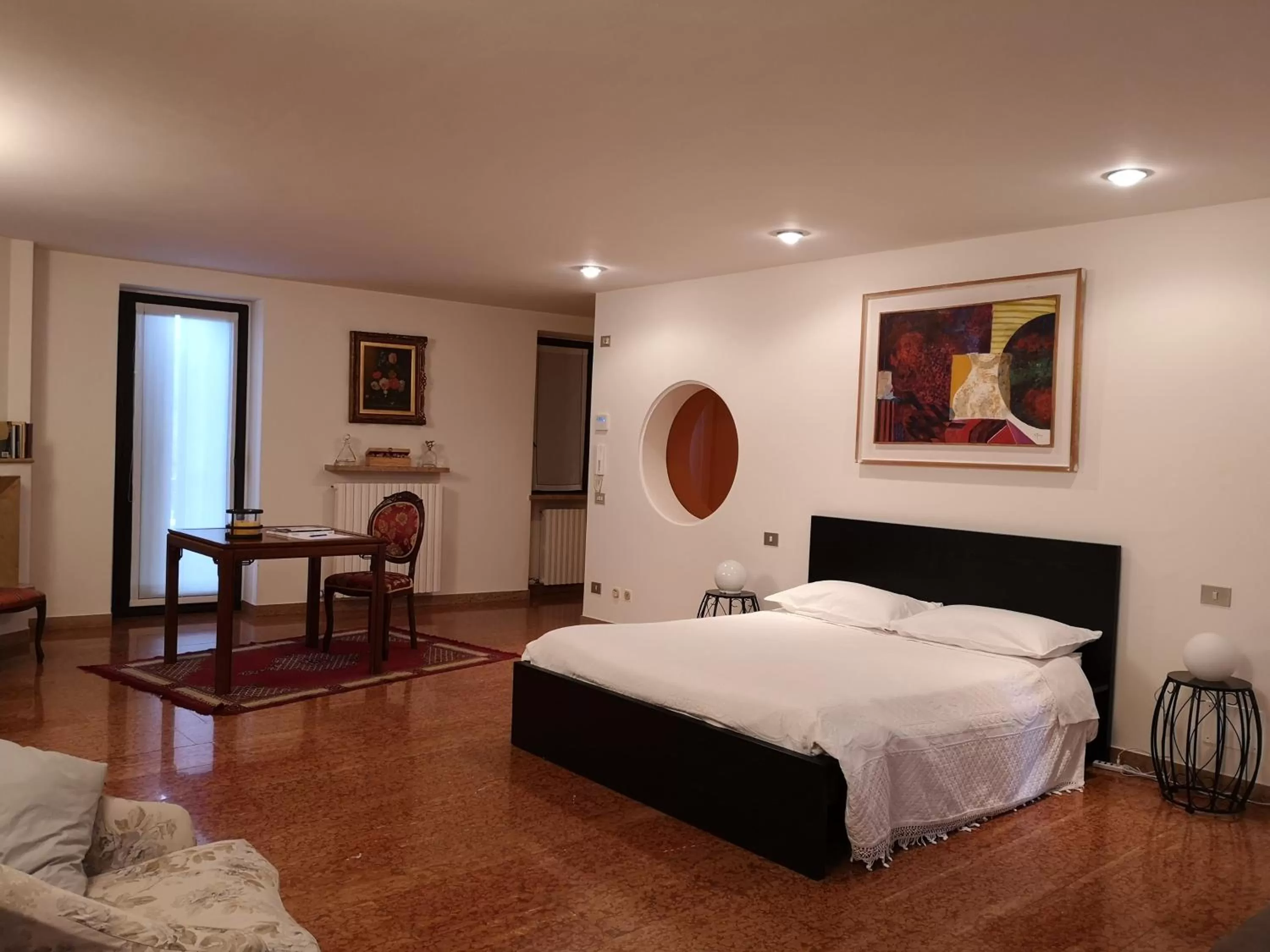 Photo of the whole room, Bed in A Casa di Tom