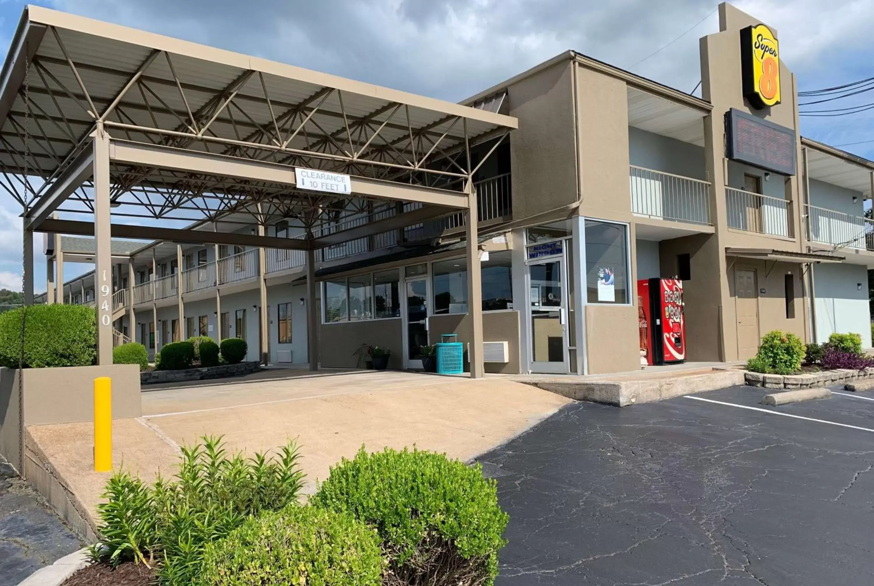 Super 8 by Wyndham Jackson Super 8 by Wyndham Jackson